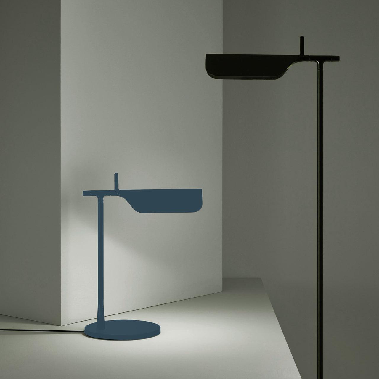 Pivot Ease Table Lamp - Blowlighting