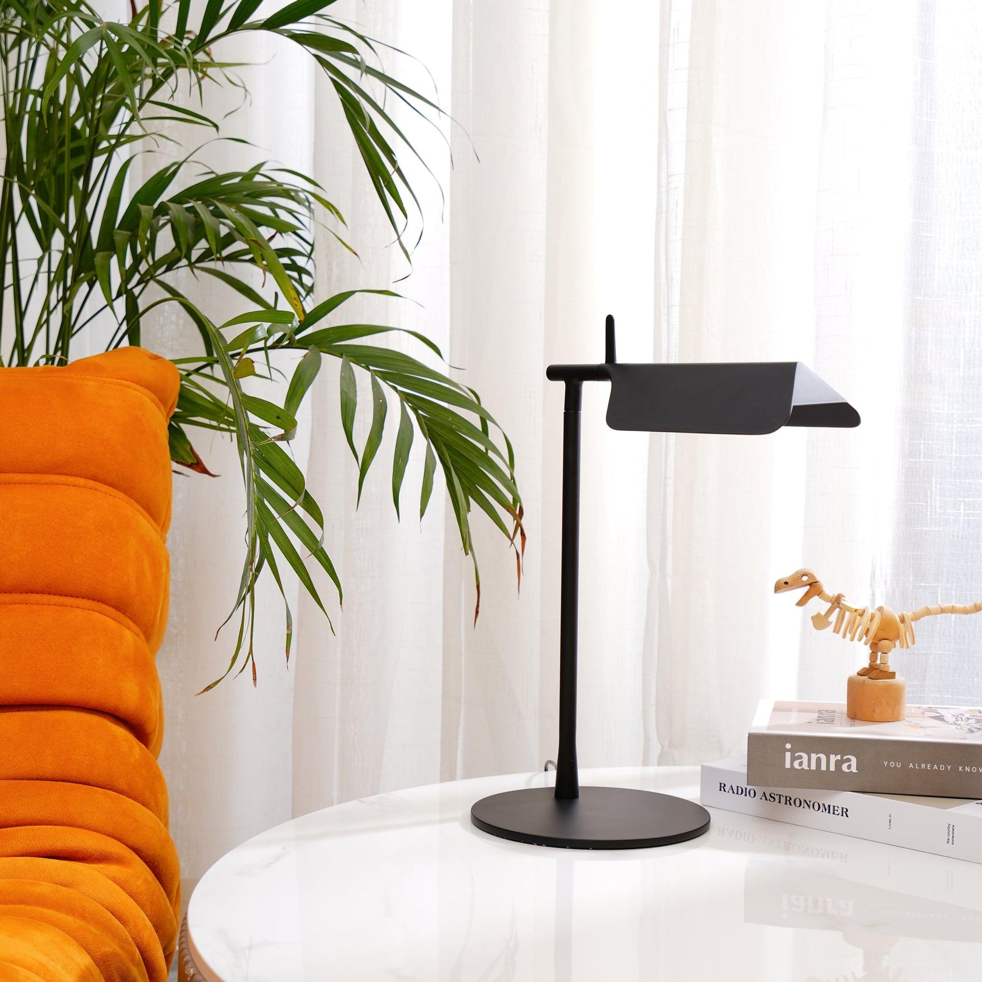 Pivot Ease Table Lamp - Blowlighting