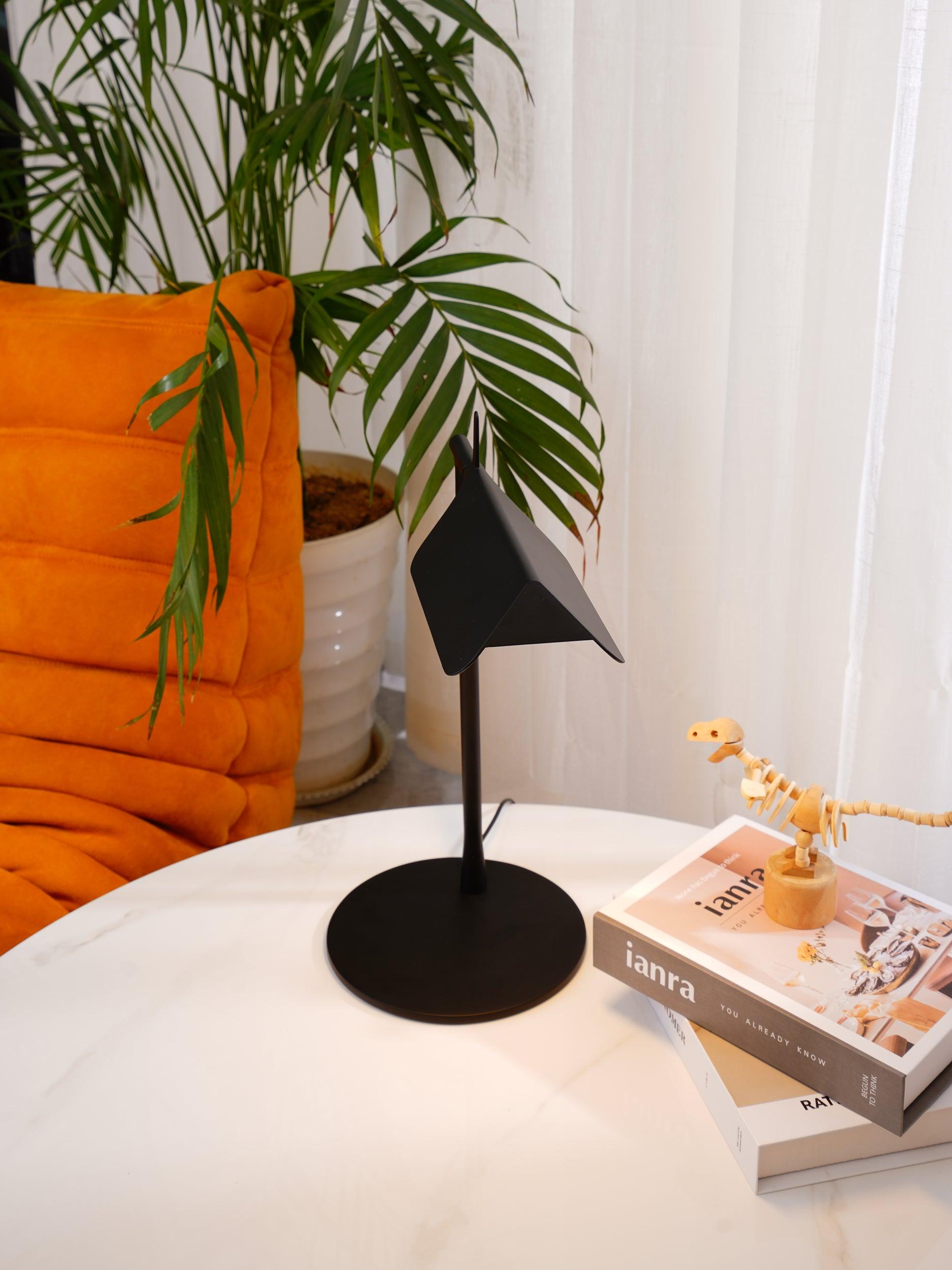 Pivot Ease Table Lamp - Blowlighting