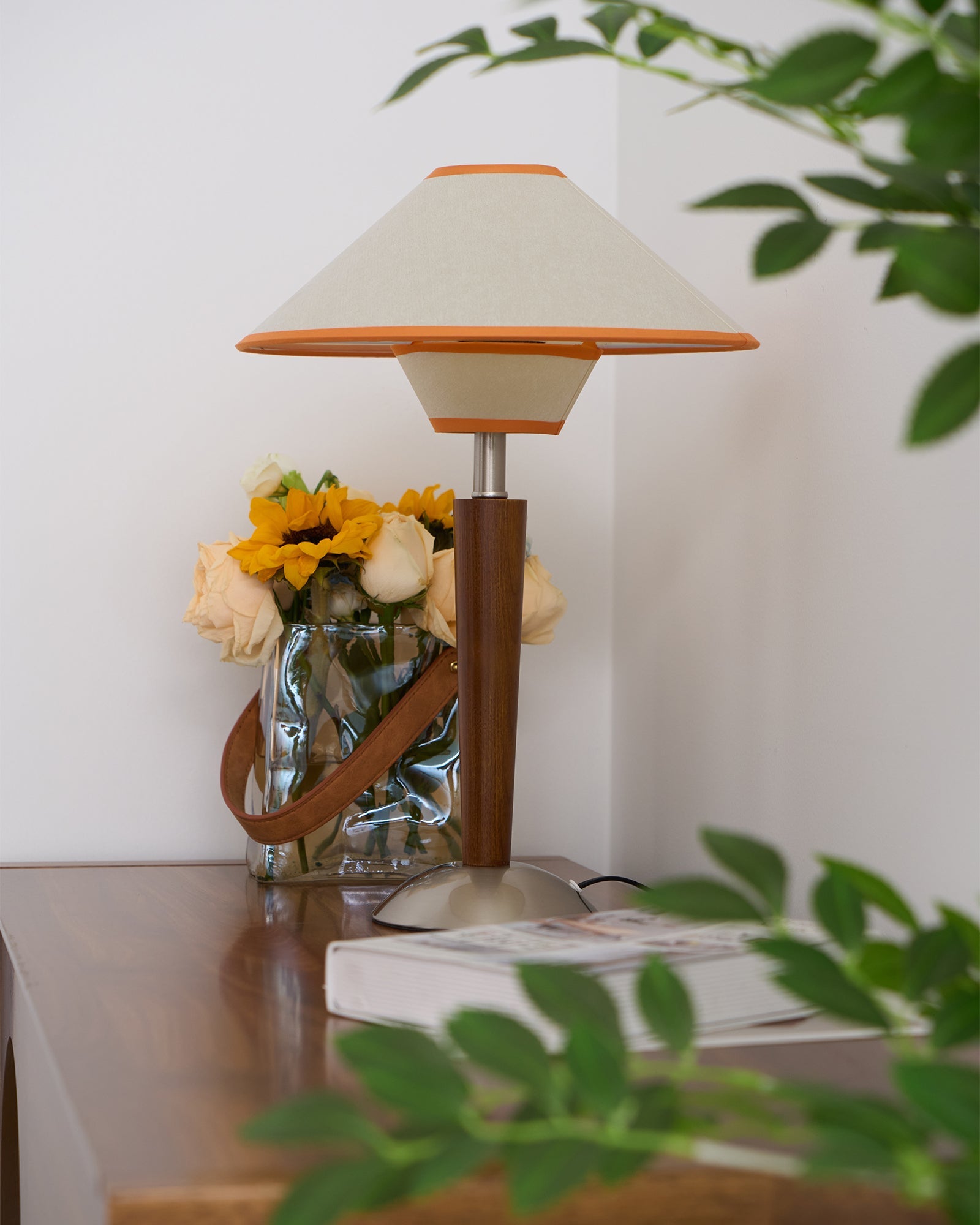 Talonwood Table Lamp - Blowlighting