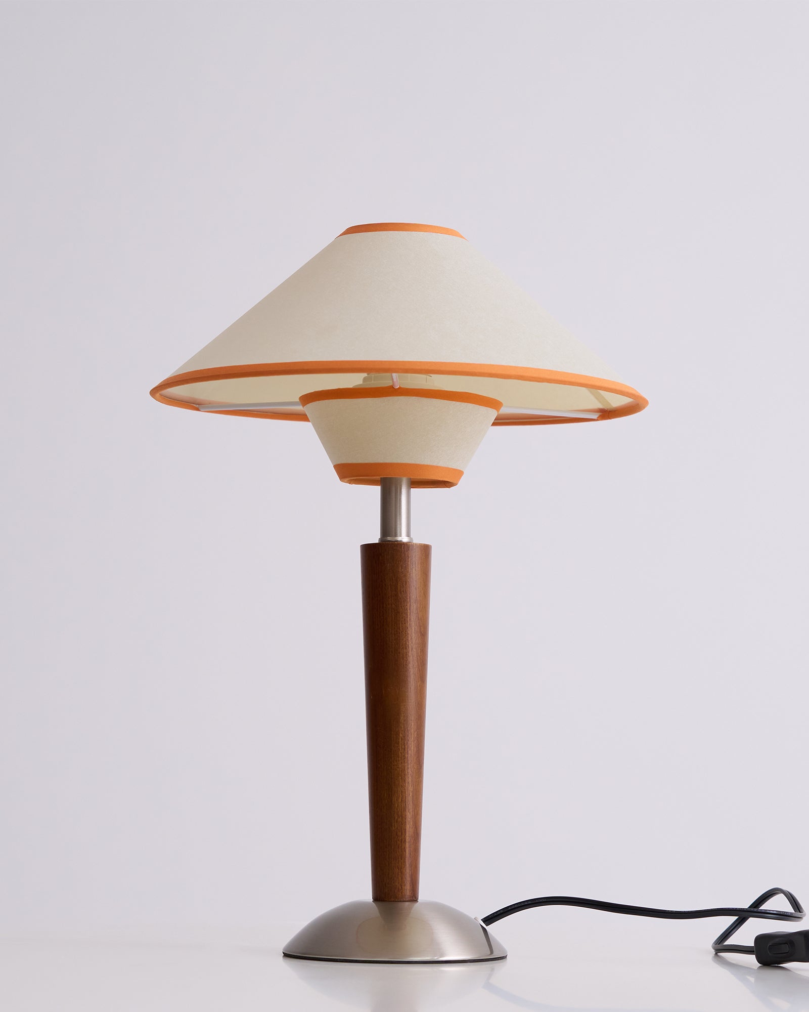 Talonwood Table Lamp - Blowlighting