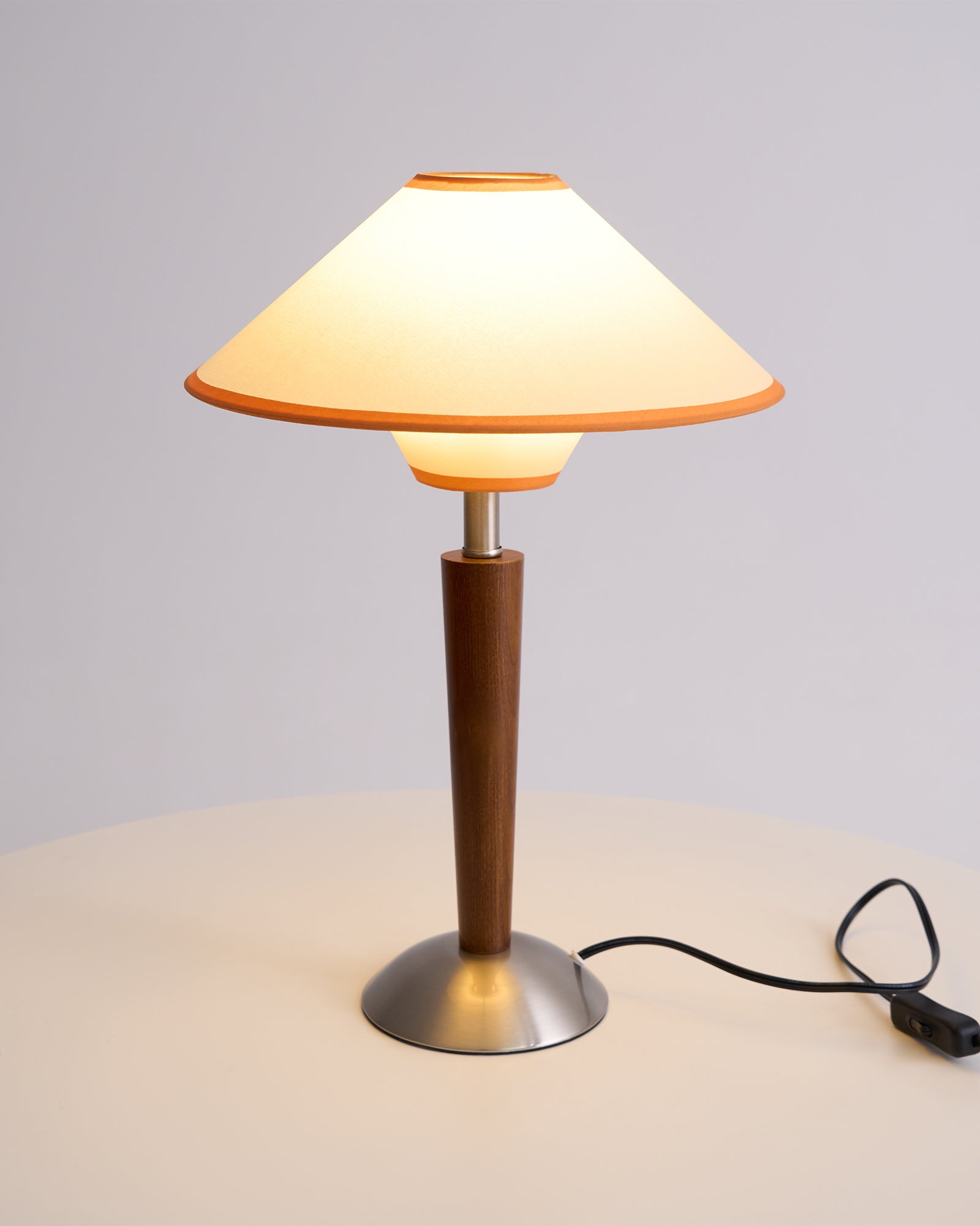 Talonwood Table Lamp - Blowlighting