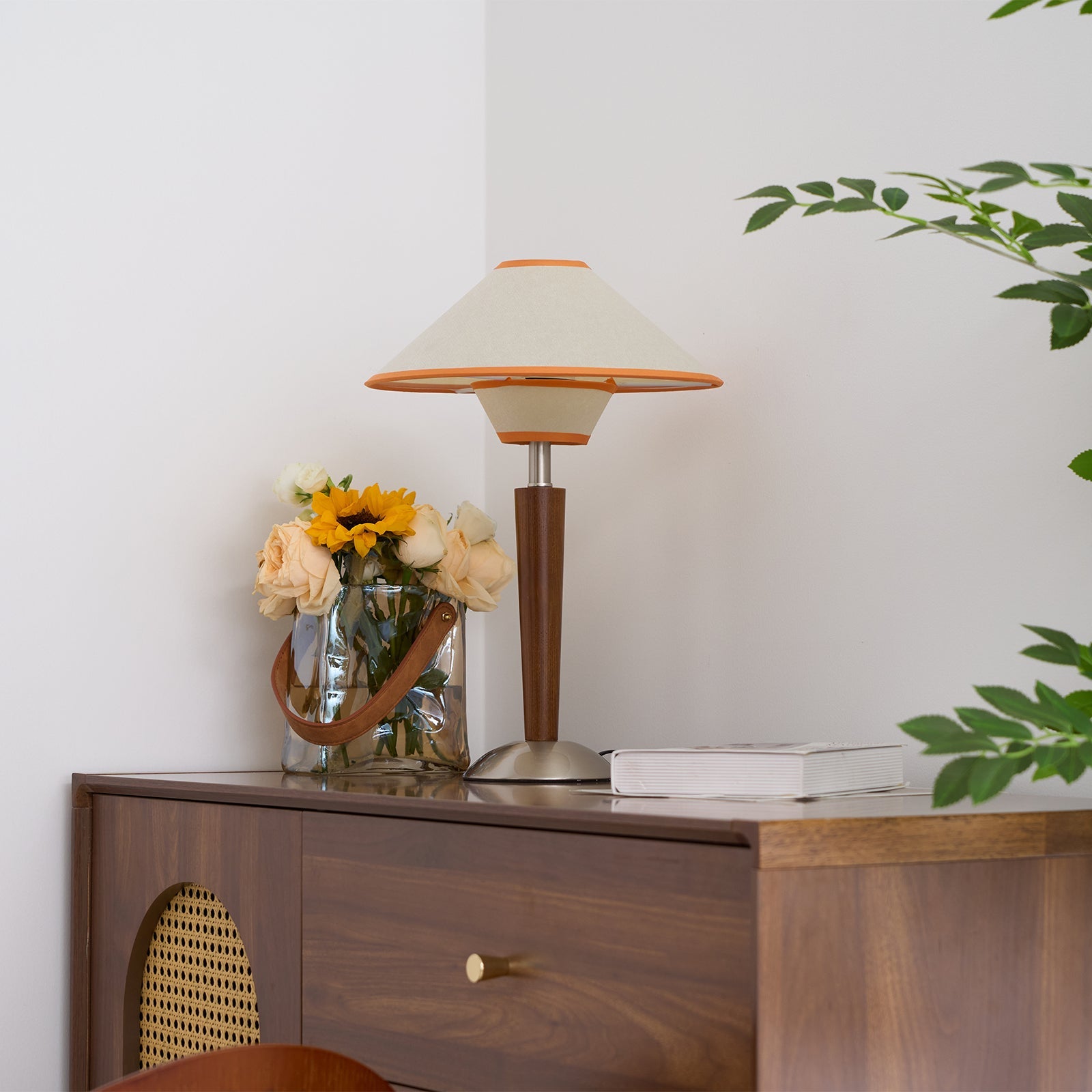 Talonwood Table Lamp - Blowlighting