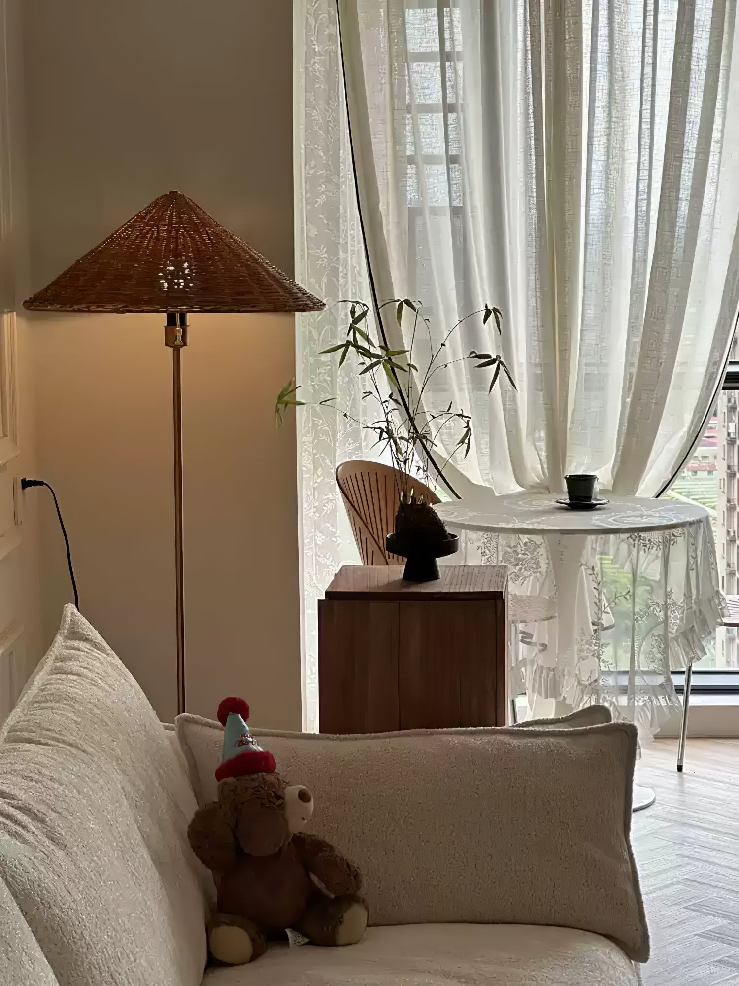 Zenith Bohemian Marble Floor Lamp - Blowlighting