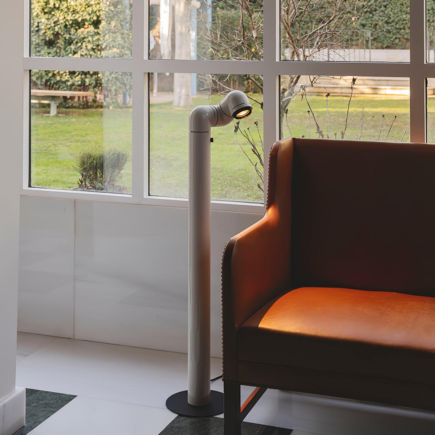 Zalvarin Aluminum Floor Lamp - Blowlighting