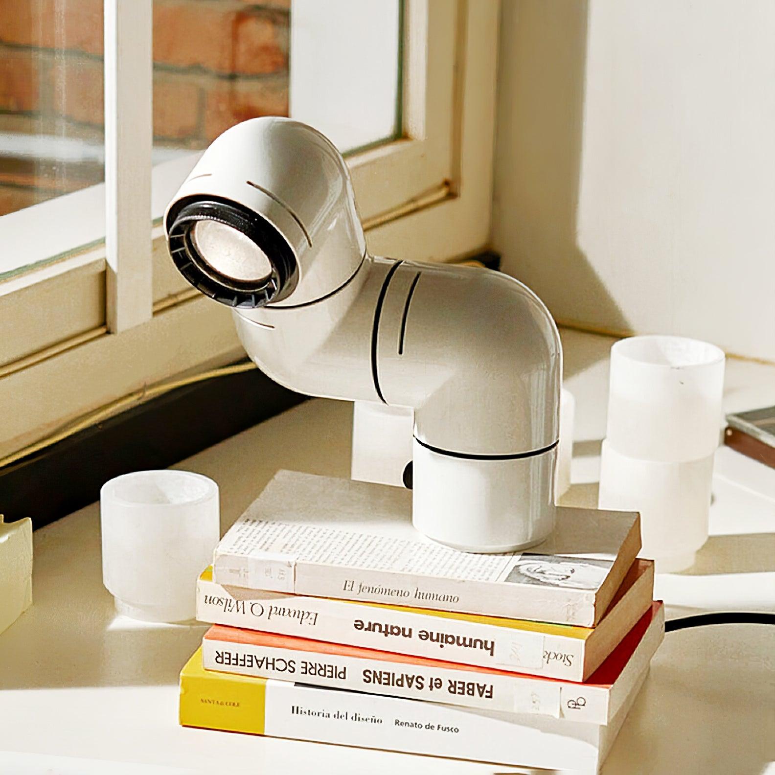 Tatu Table Lamp - Blowlighting