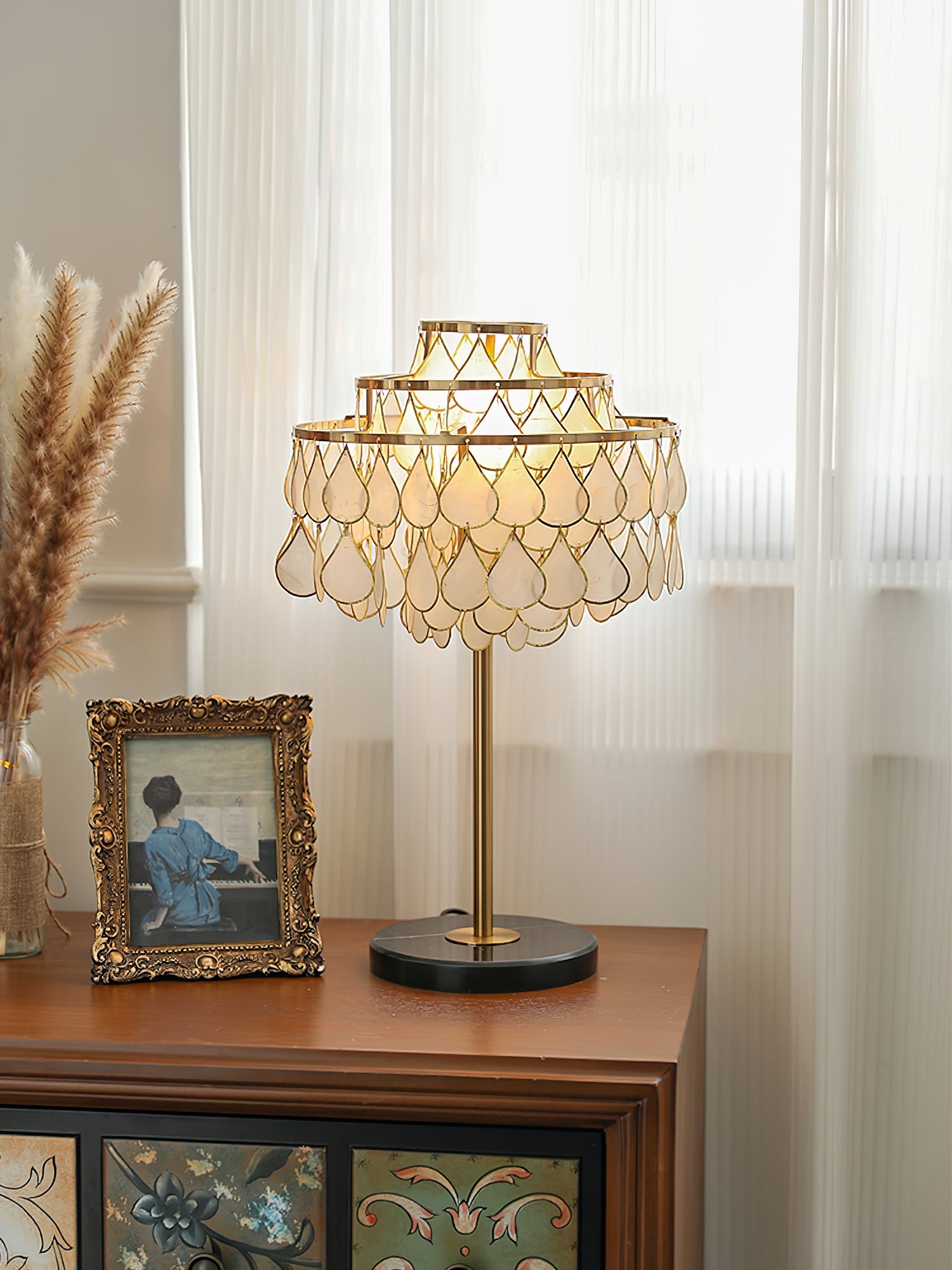 Teardrops Shell Table Lamp - Blowlighting