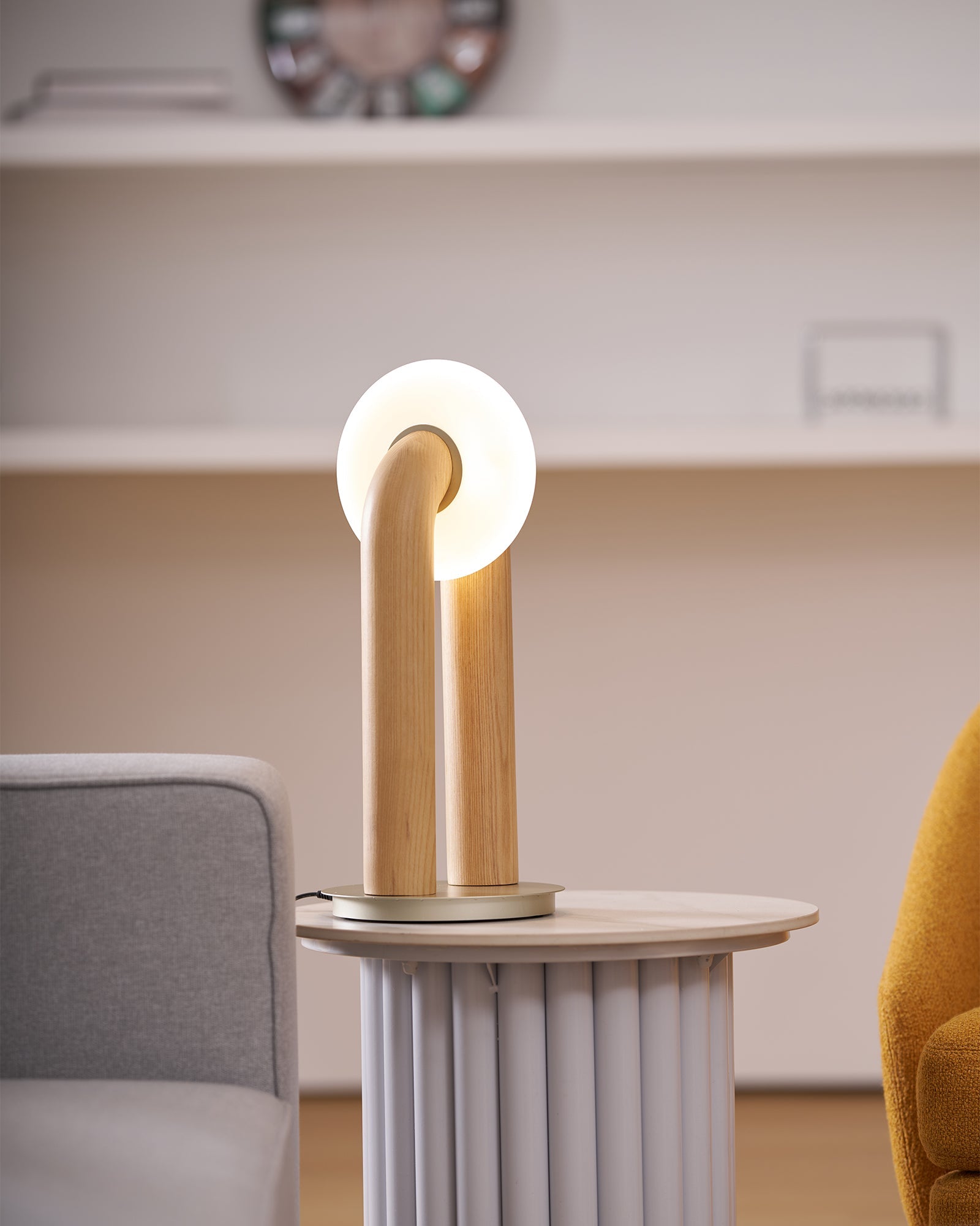 Arcadia Table Lamp - Blowlighting