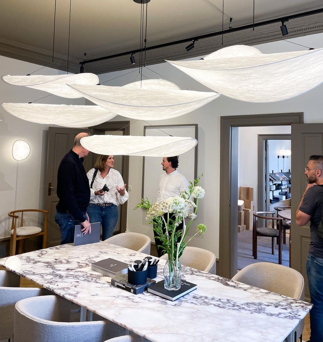 Tense Pendant Swag Light - Blowlighting
