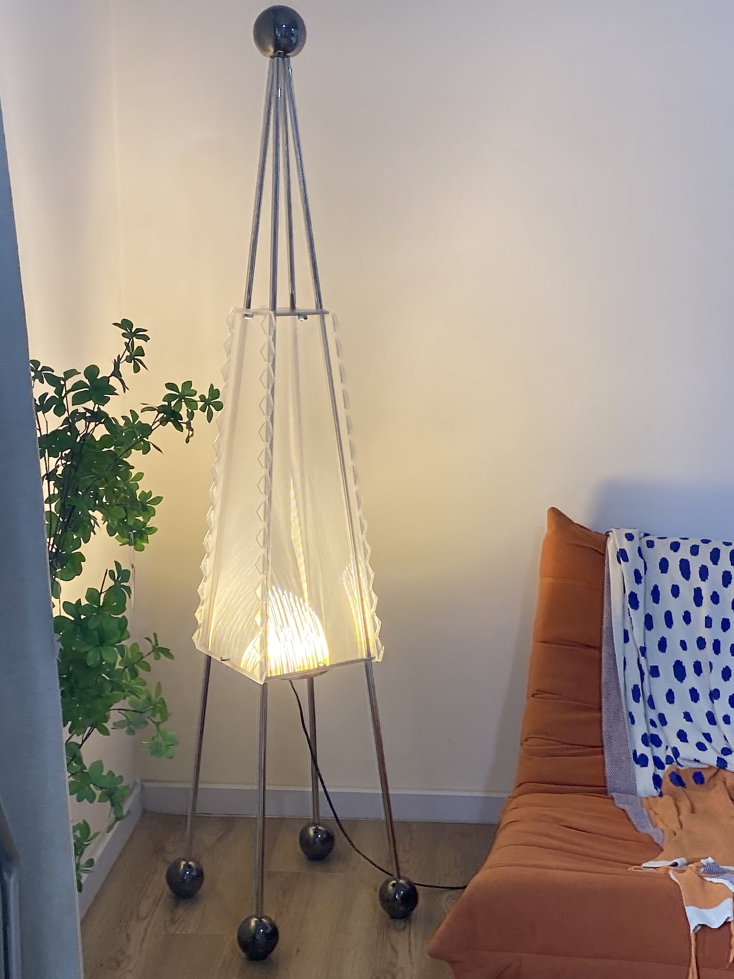Tent Floor Lamp - Blowlighting