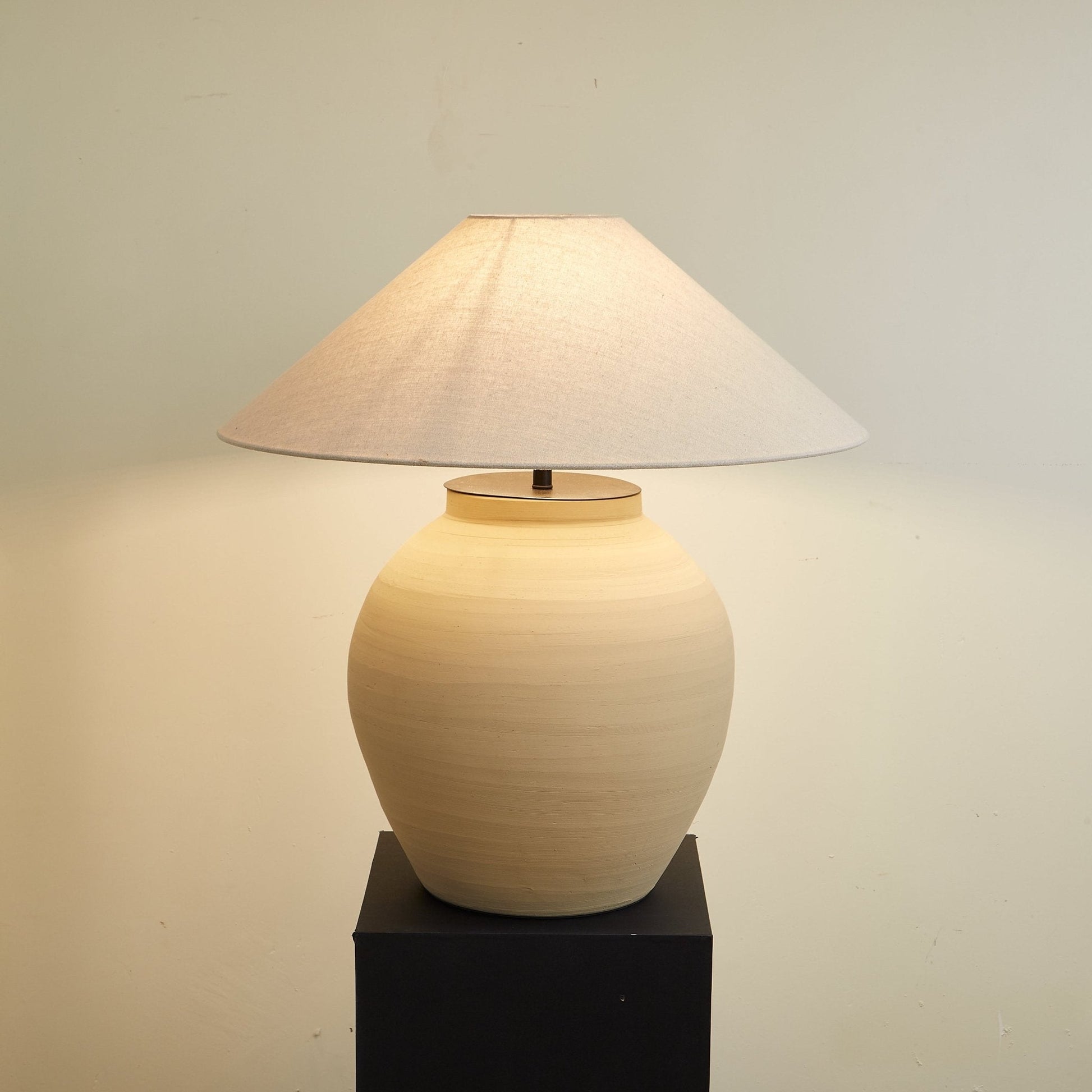 Tera Table Lamp - Blowlighting