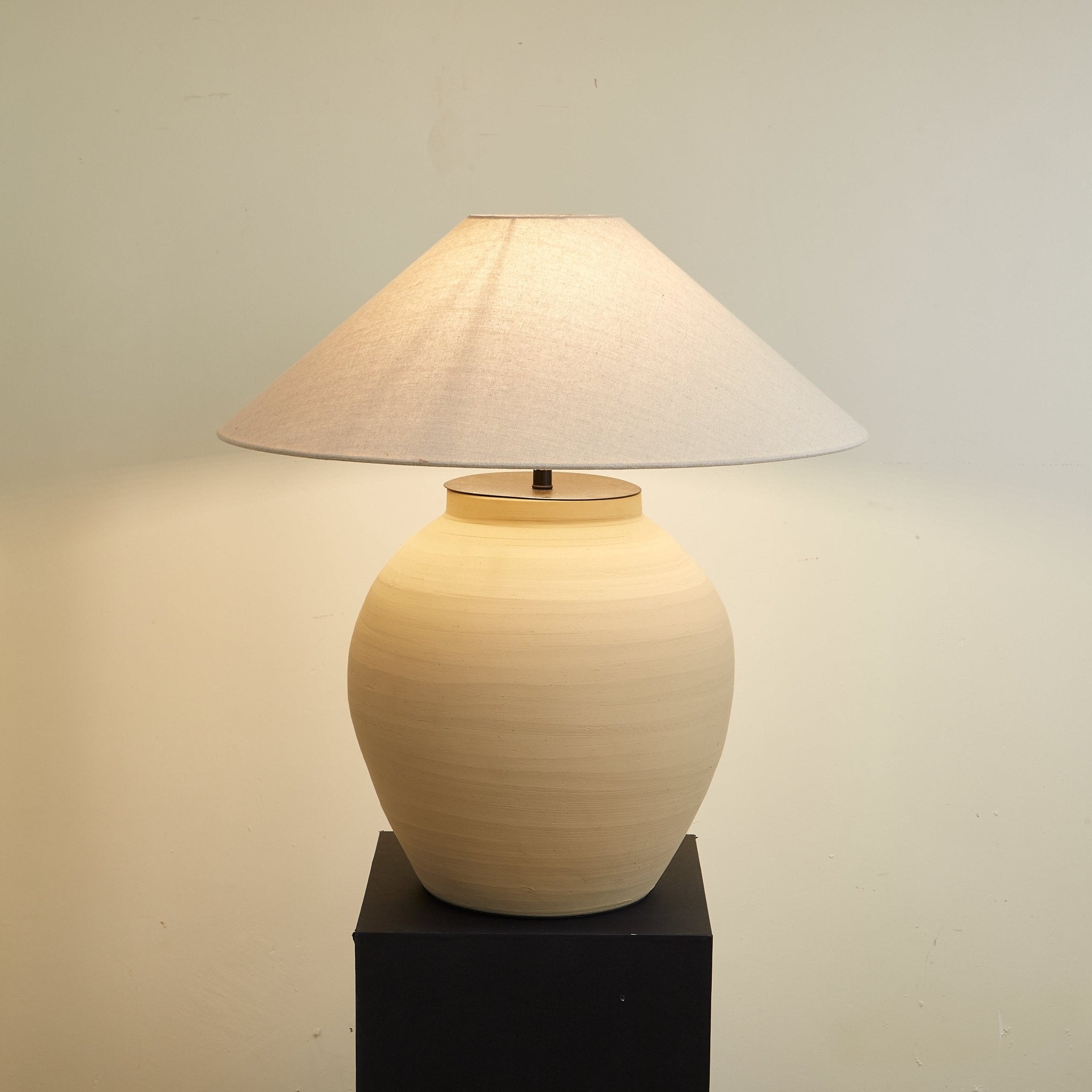 Tera Table Lamp - Blowlighting
