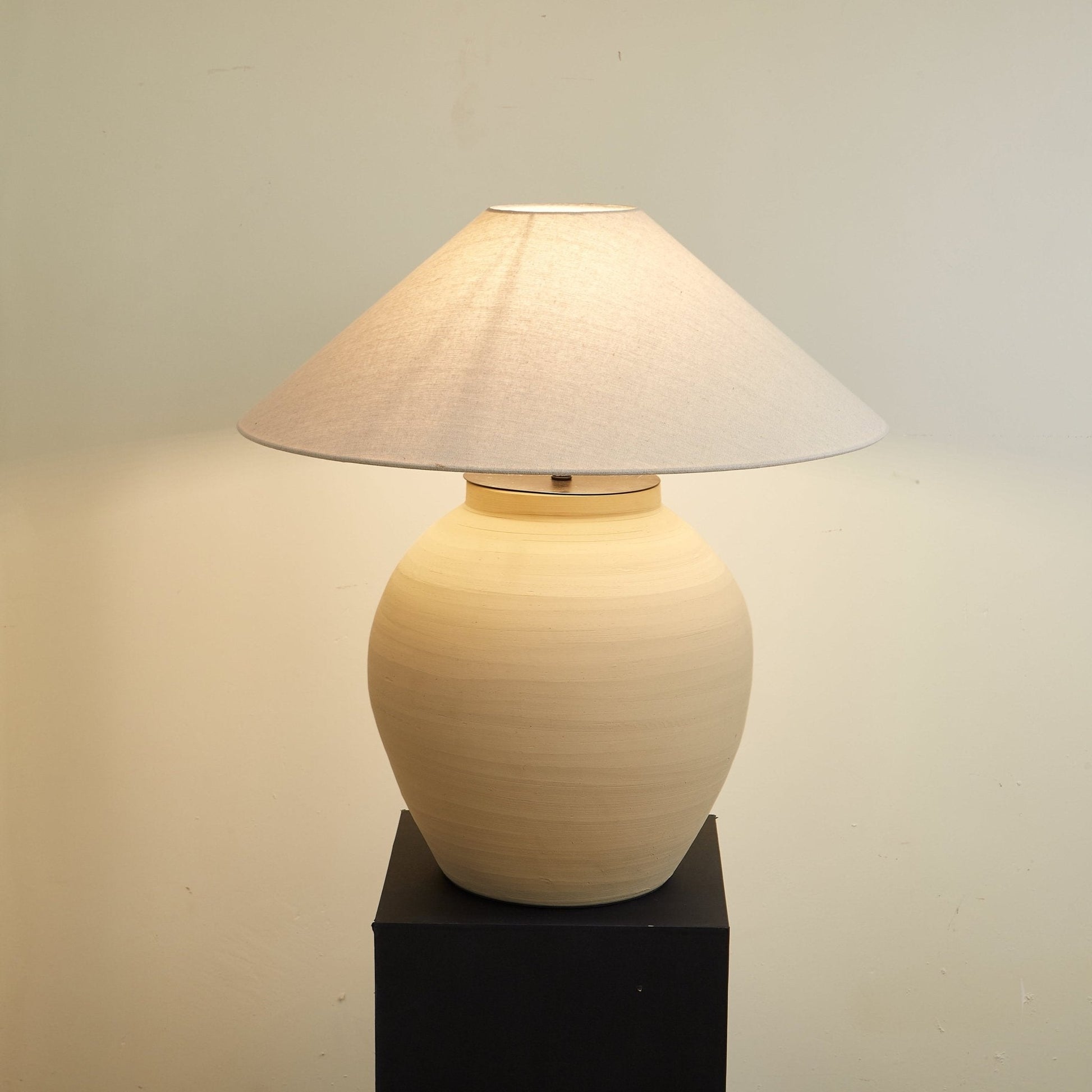 Tera Table Lamp - Blowlighting