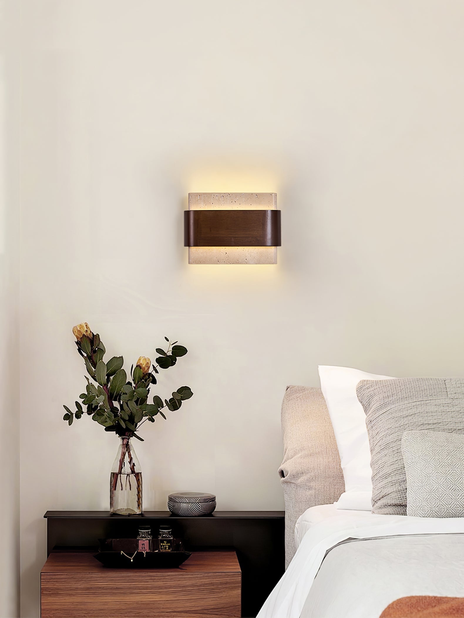 Ulnoros Paneled Travertine Wall Light - Blowlighting