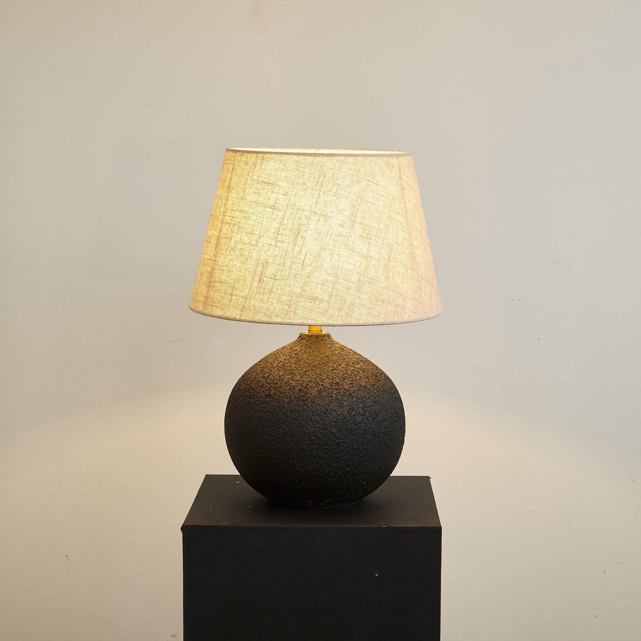 Terra Noir Textured Table Lamp - Blowlighting