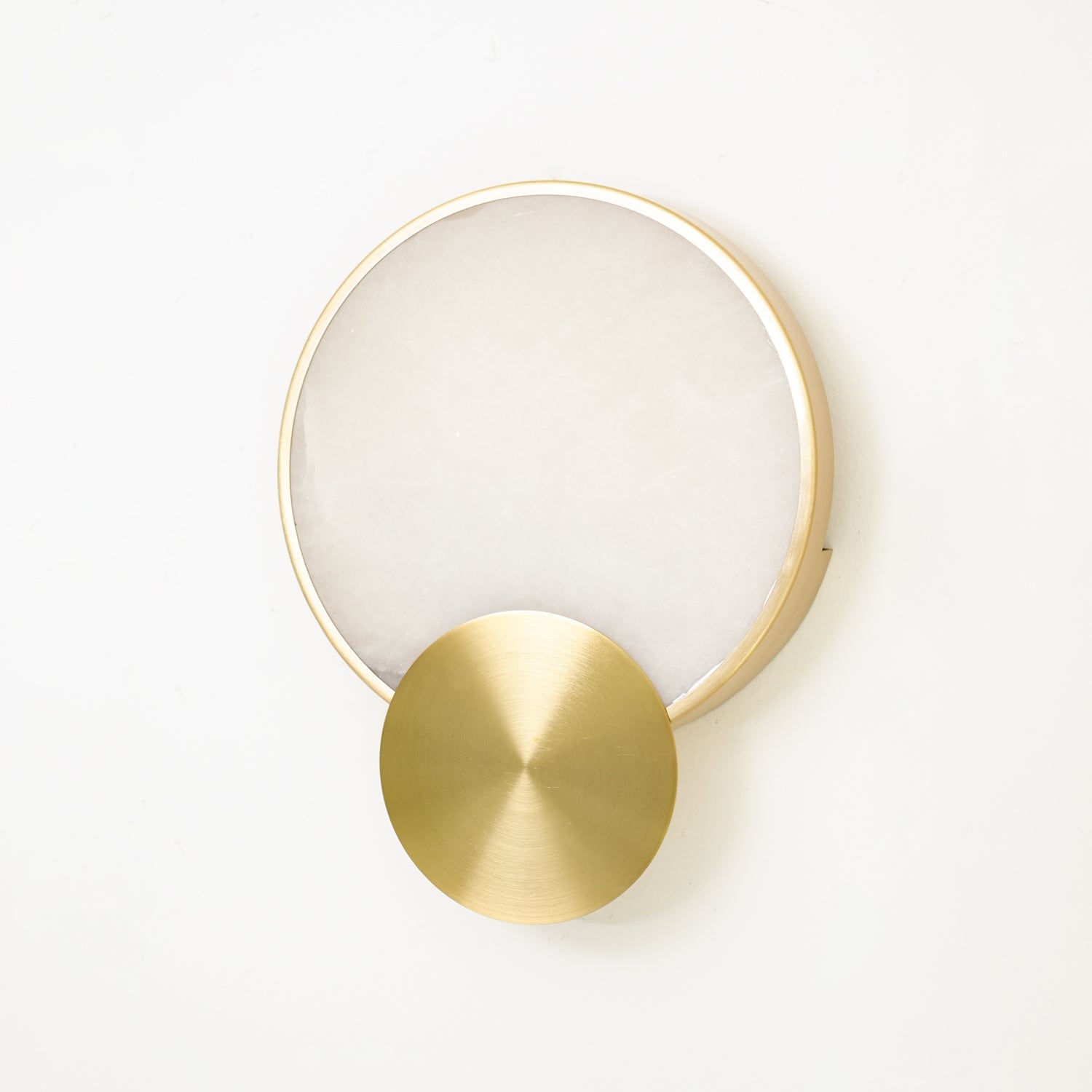 Myvelarae Circular Alabaster Wall Light - Blowlighting