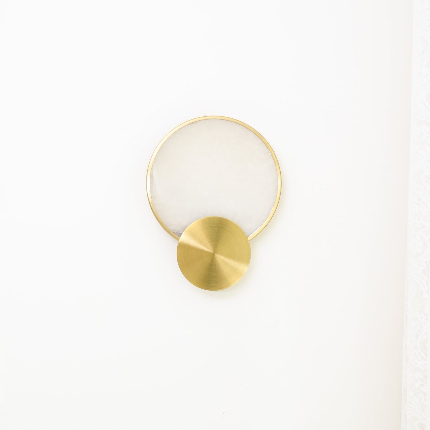 Myvelarae Circular Alabaster Wall Light - Blowlighting