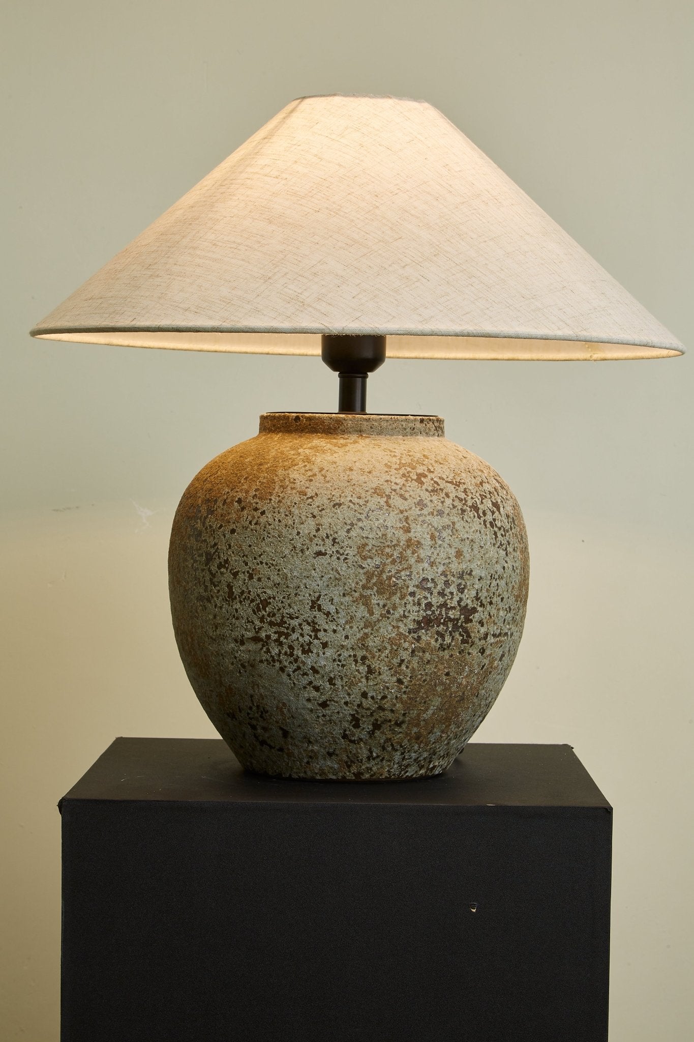 Terra Vessel Table Lamp - Blowlighting
