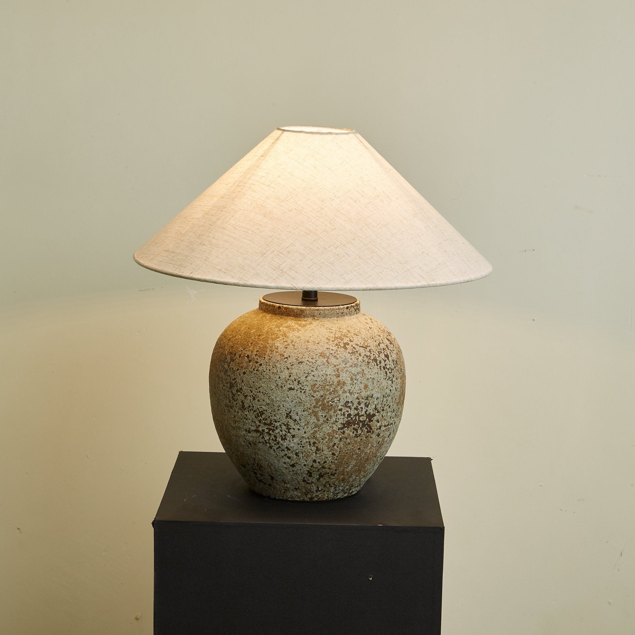 Terra Vessel Table Lamp - Blowlighting