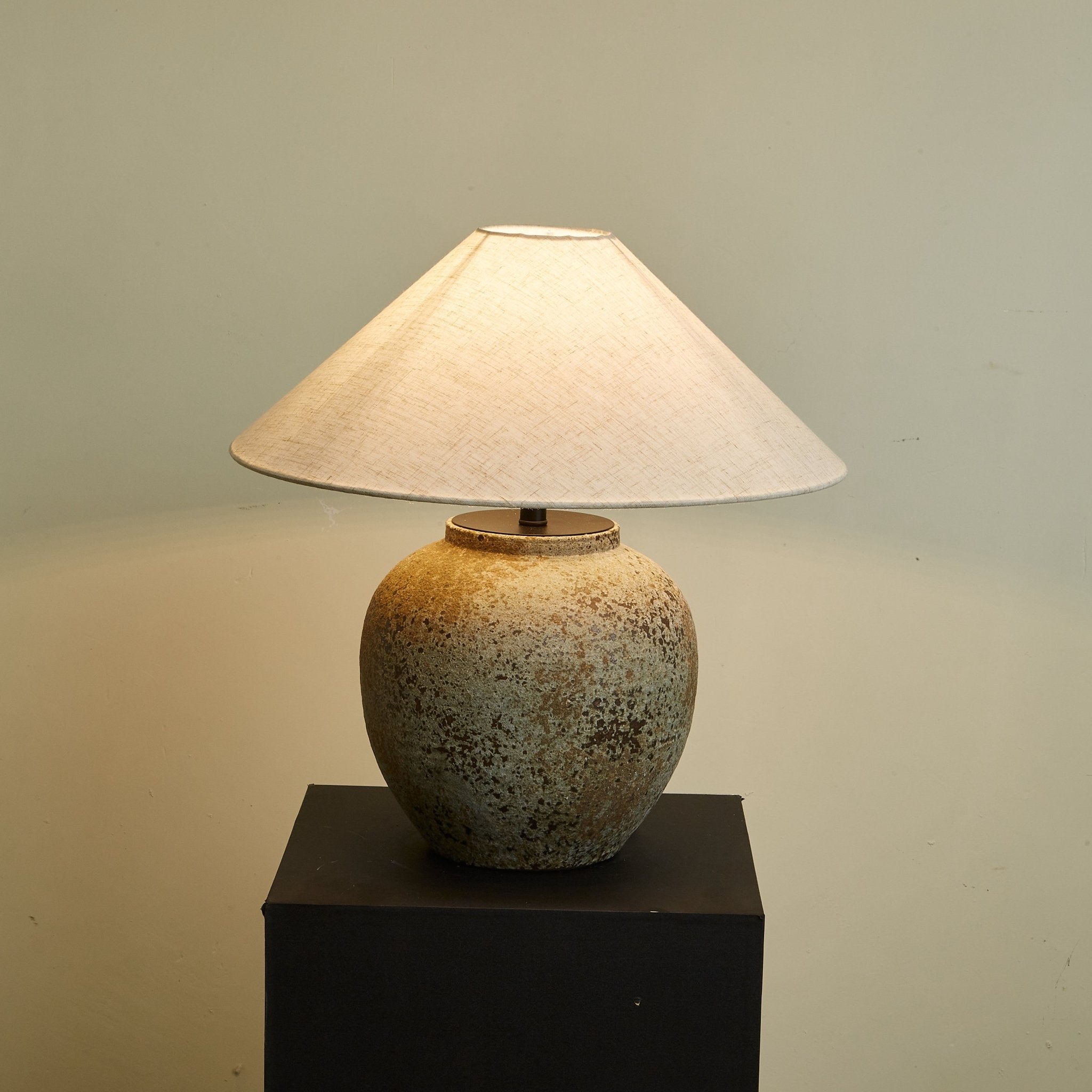 Terra Vessel Table Lamp - Blowlighting