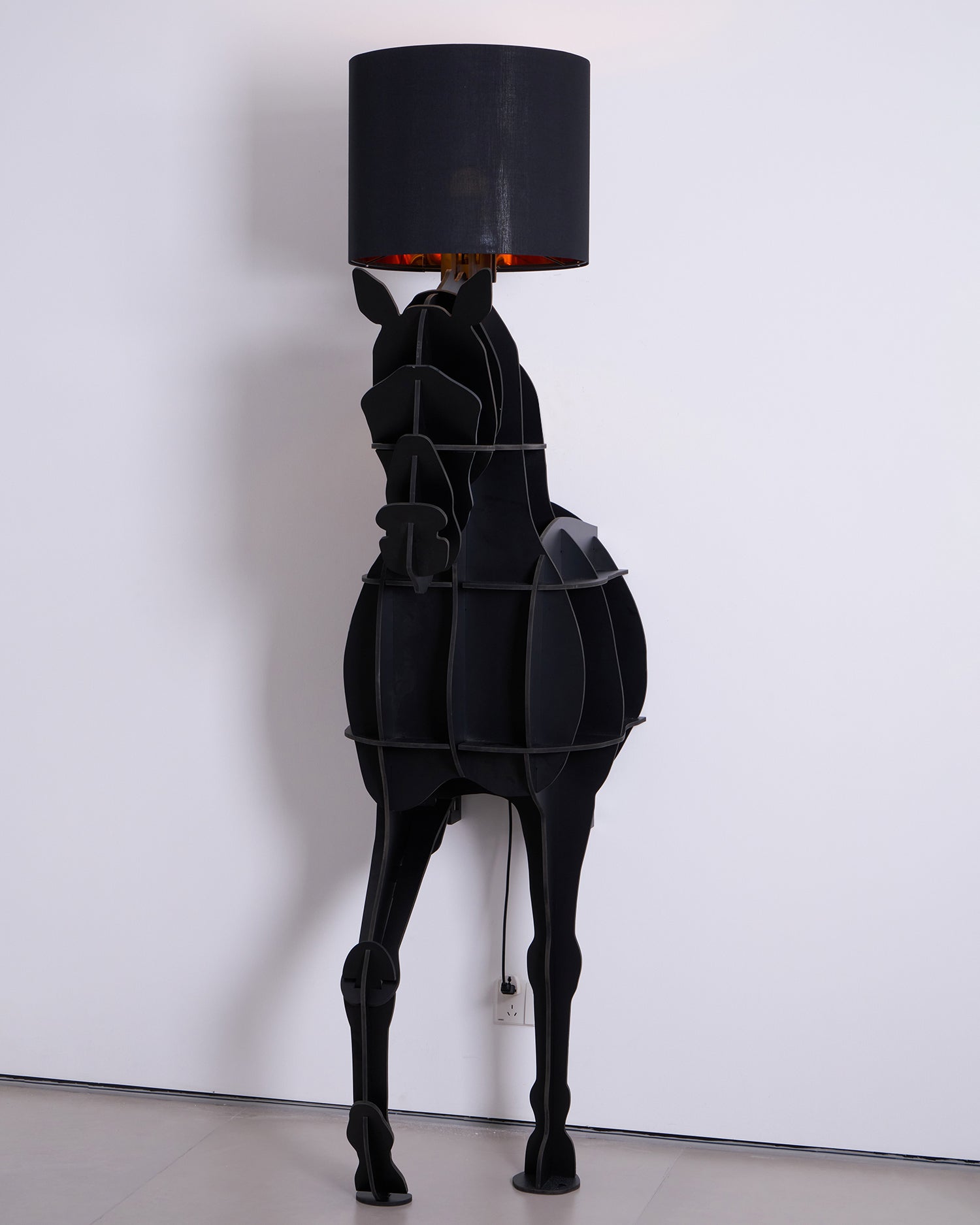 Zothaara Horse-shaped Floor Lamp - Blowlighting