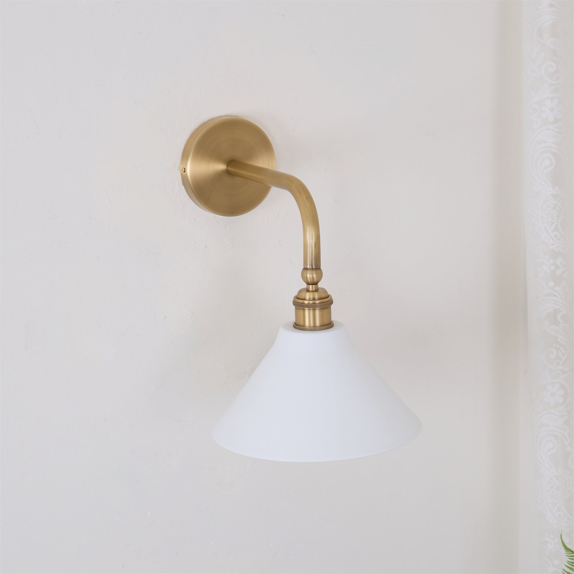 Bridgemont Wall Light - Vakkerlight