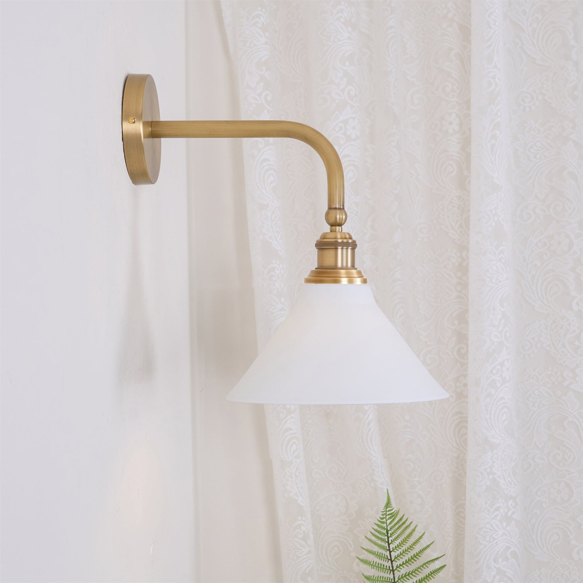 Bridgemont Wall Light - Vakkerlight