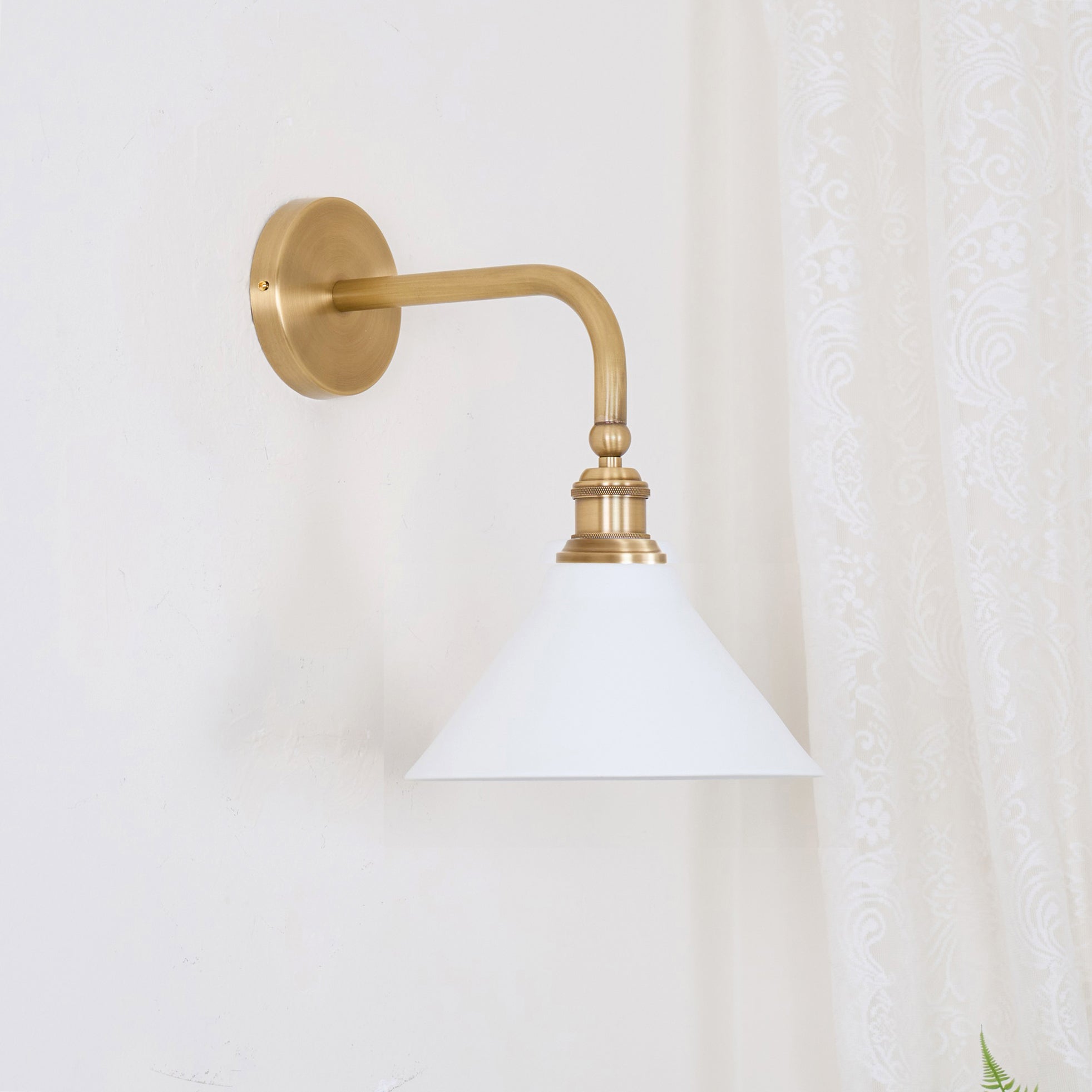 Bridgemont Wall Light - Vakkerlight