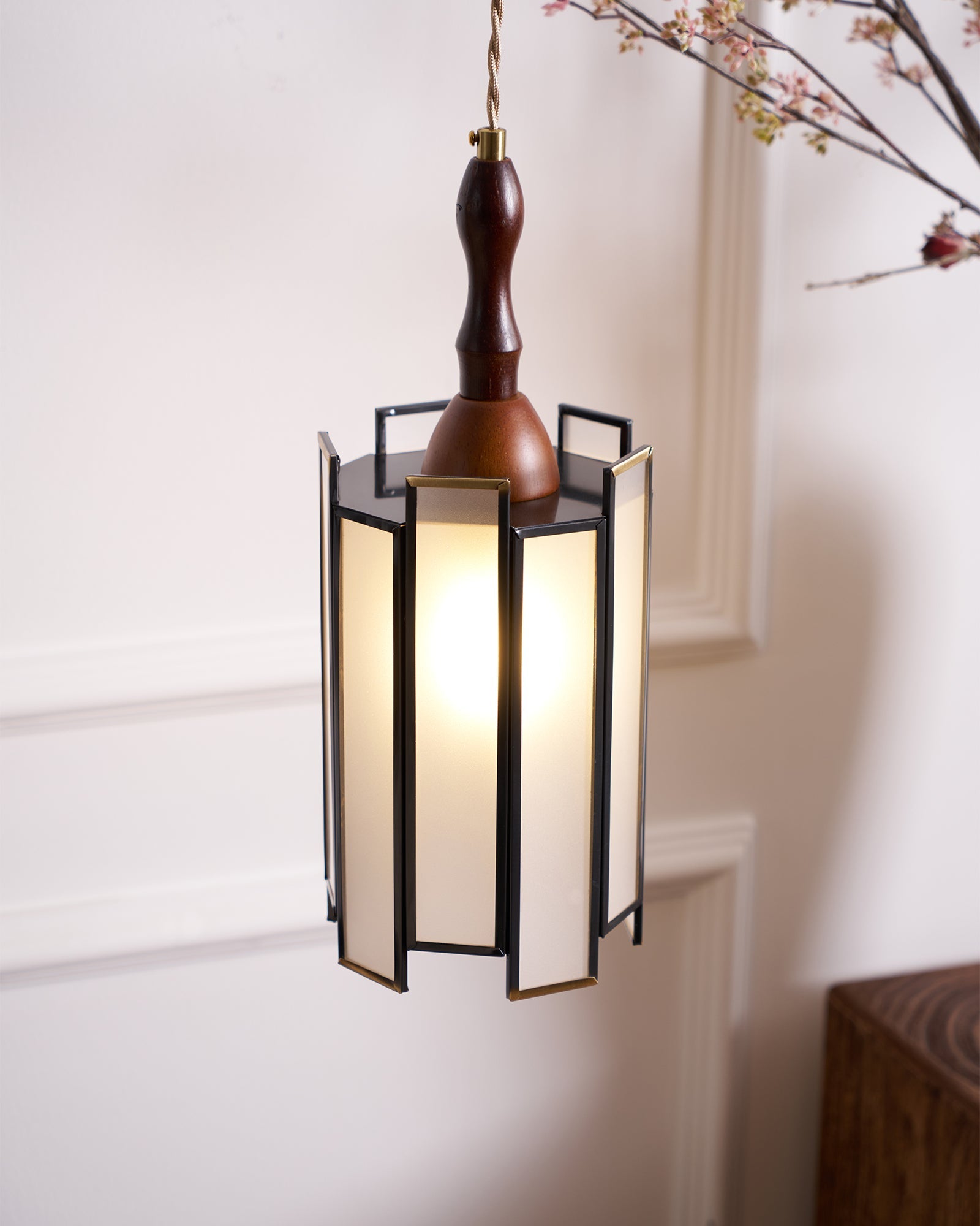 Tiffany Stained Glass Pendant Lamp - Blowlighting