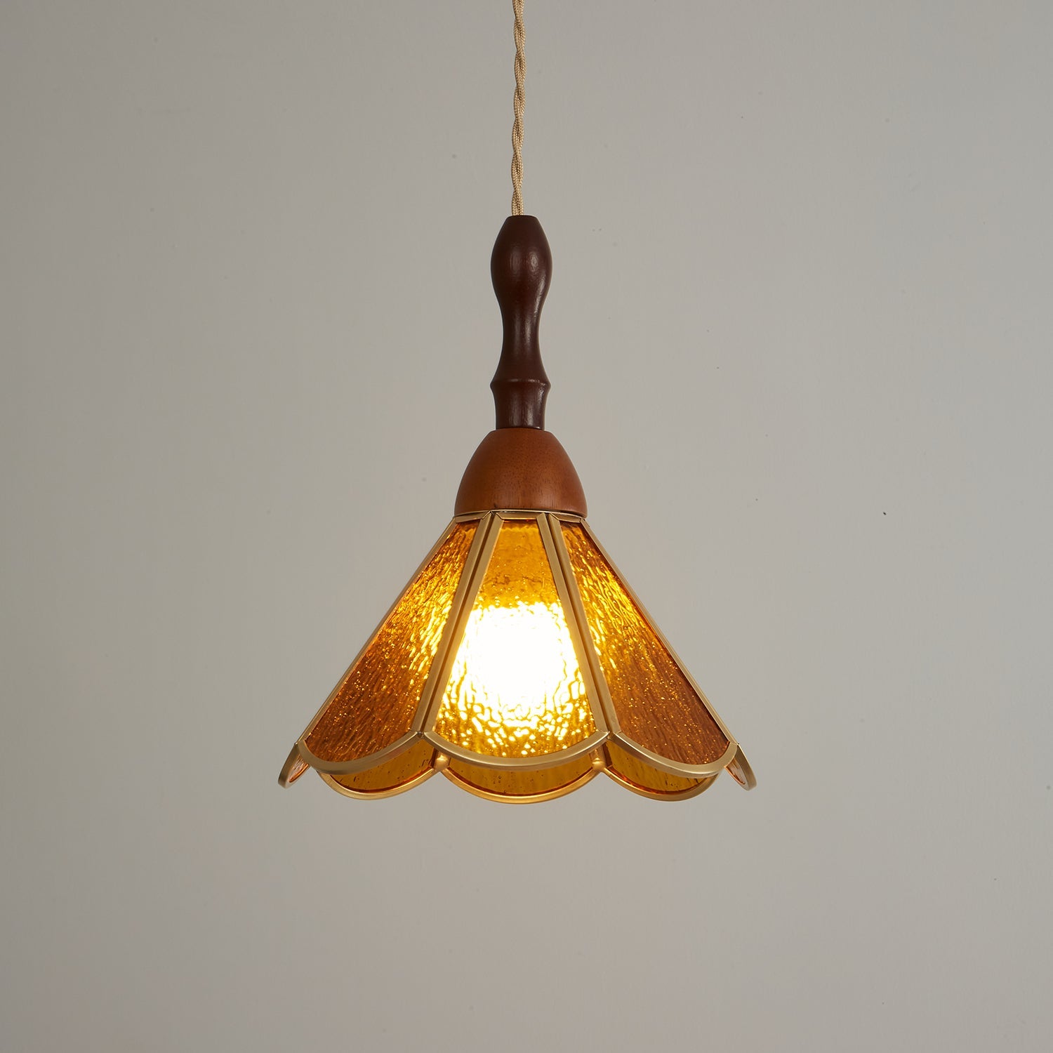 Tiffany Stained Glass Pendant Lamp - Blowlighting