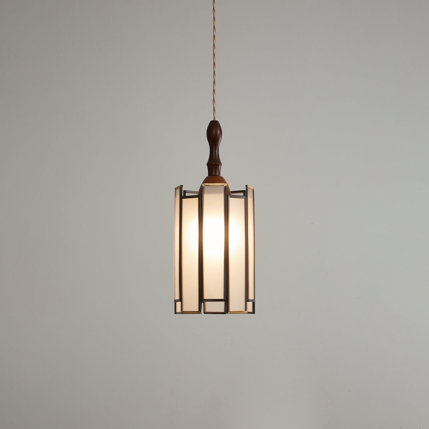 Tiffany Stained Glass Pendant Lamp - Blowlighting