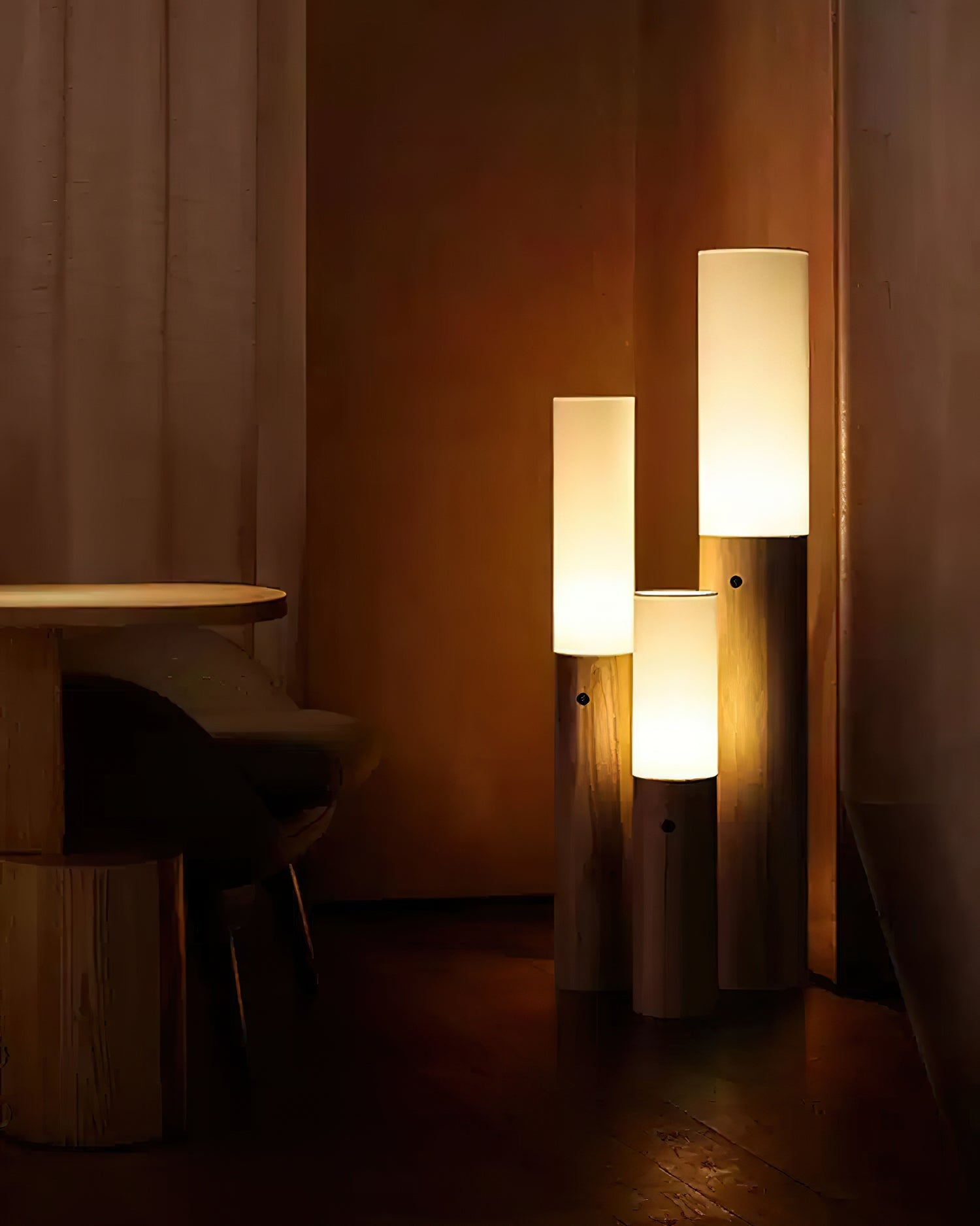 Timber Column Floor Lamp - Blowlighting