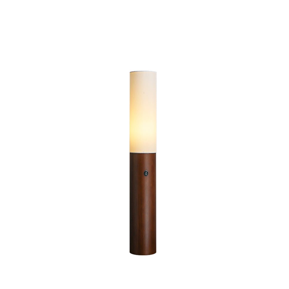 Timber Column Floor Lamp - Blowlighting