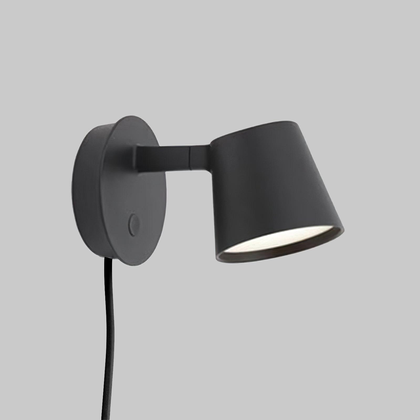 Tip Plug-In Wall Lamp - Blowlighting