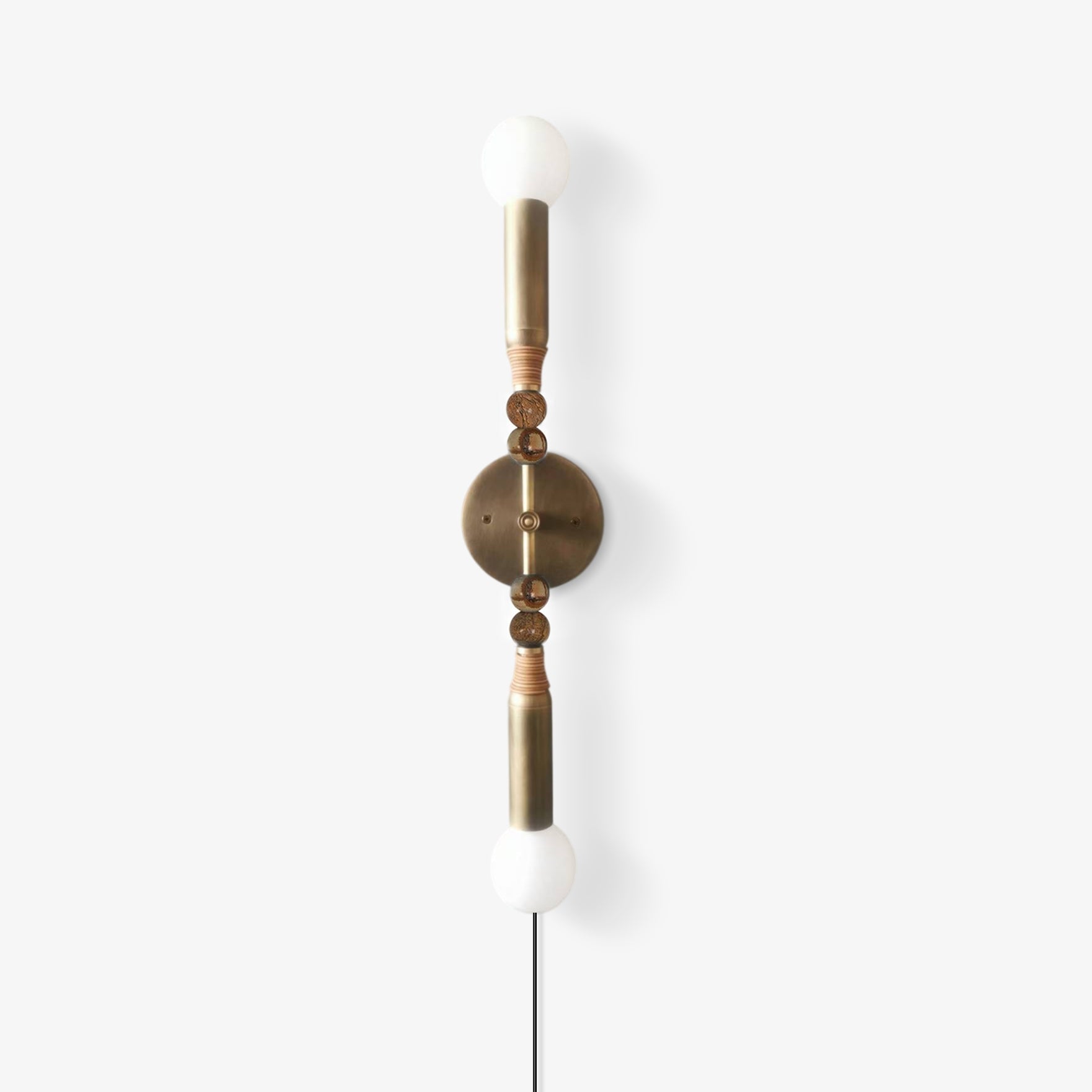 Toam Plug-in Wall Lamp - Blowlighting