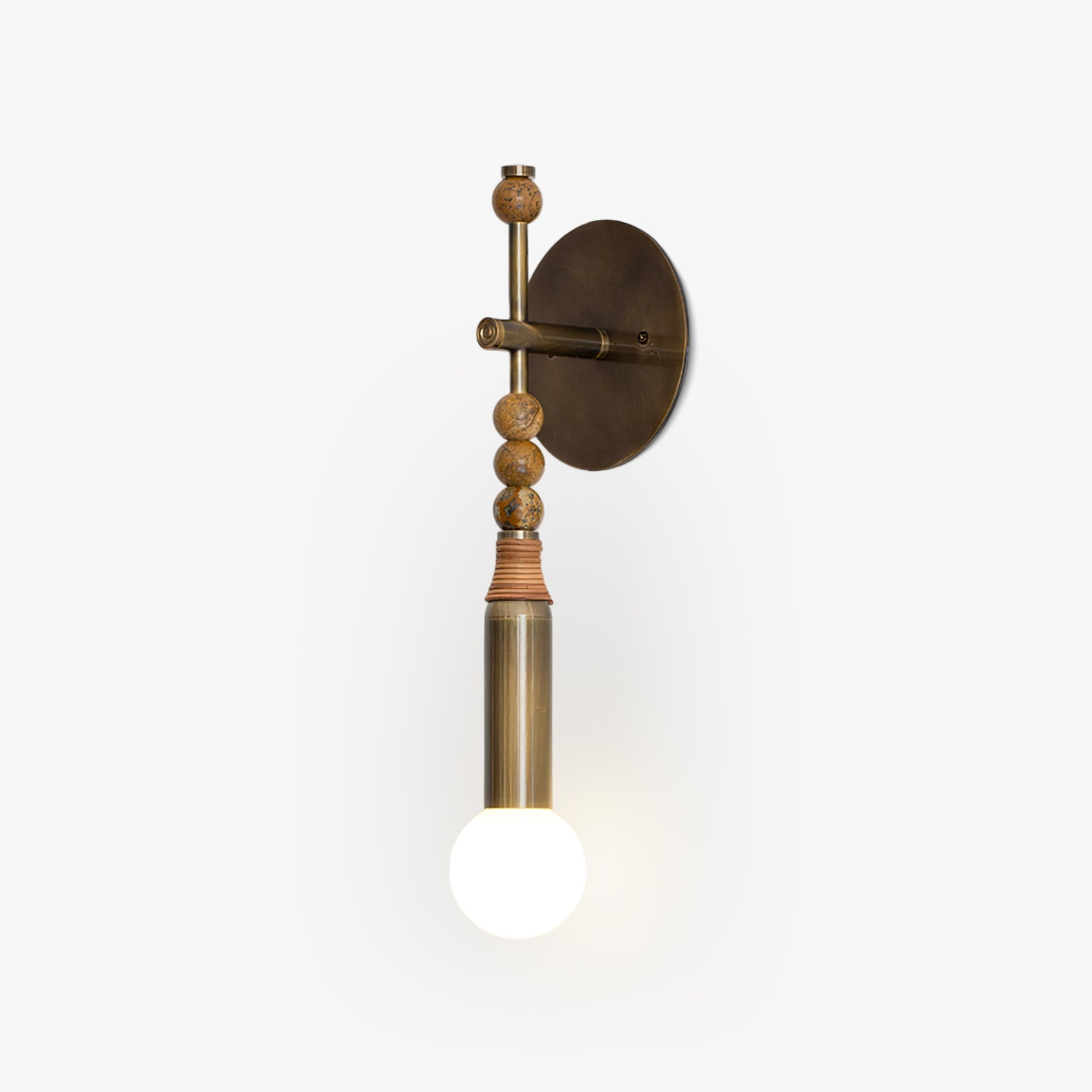 Toam Plug-in Wall Lamp - Blowlighting