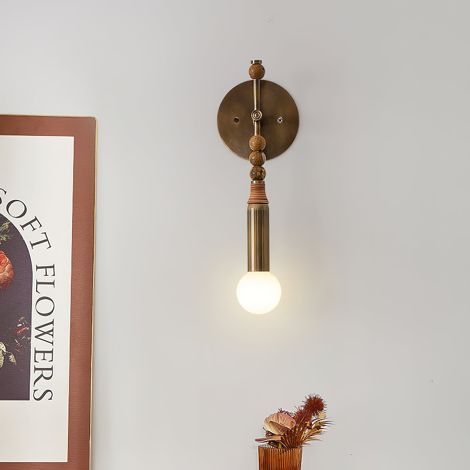 Toam Plug-in Wall Lamp - Blowlighting