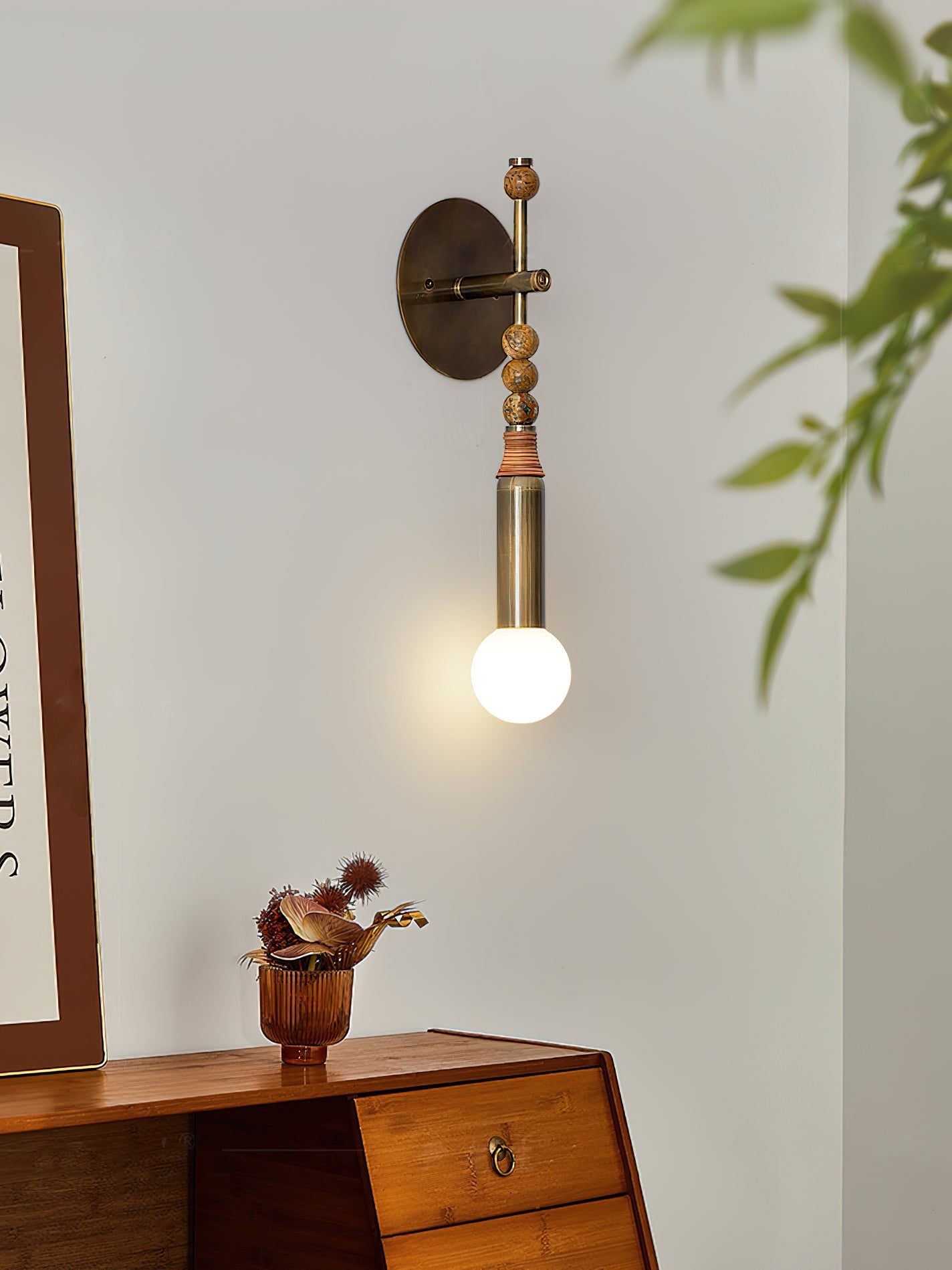 Toam Plug-in Wall Lamp - Blowlighting