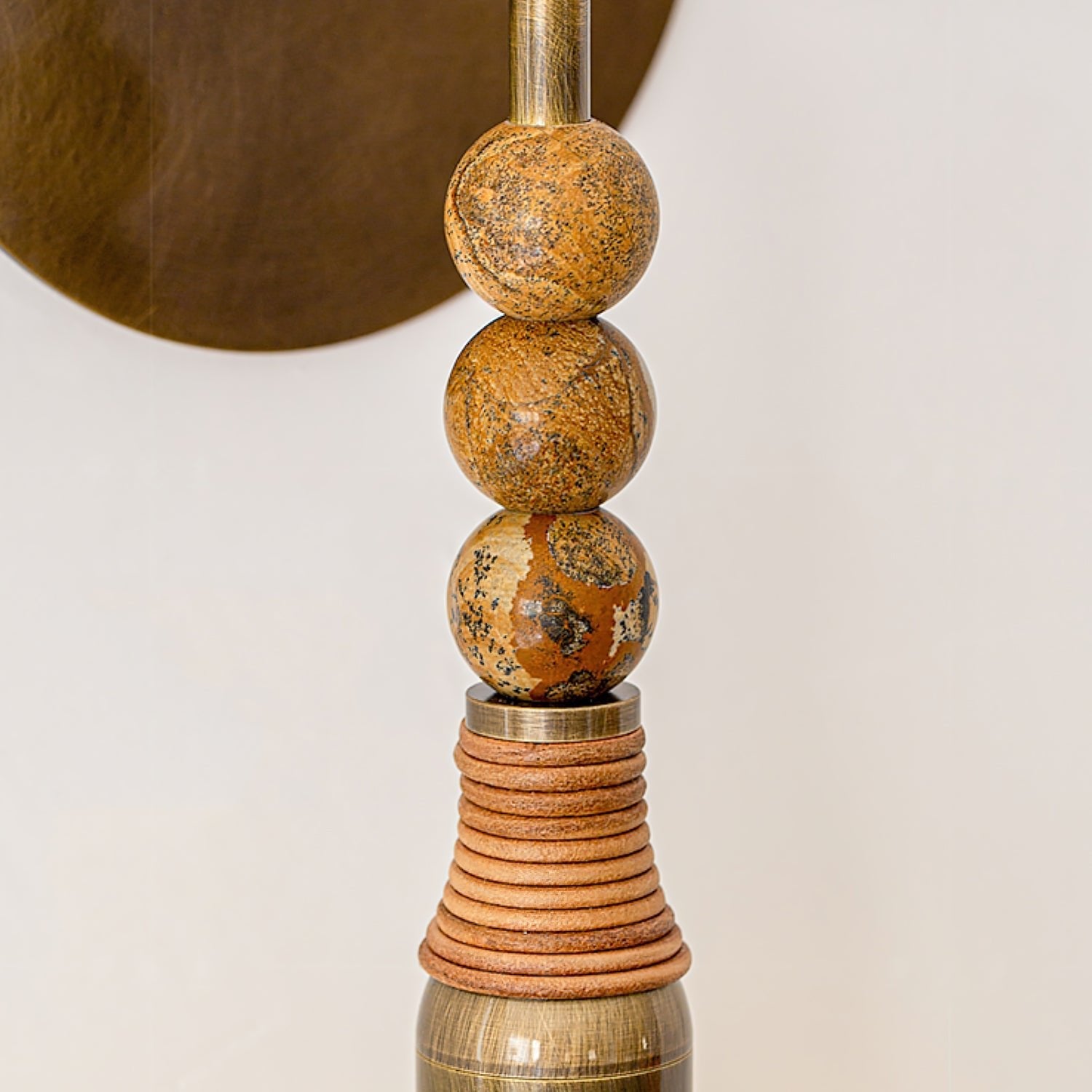 Toam Plug-in Wall Lamp - Blowlighting