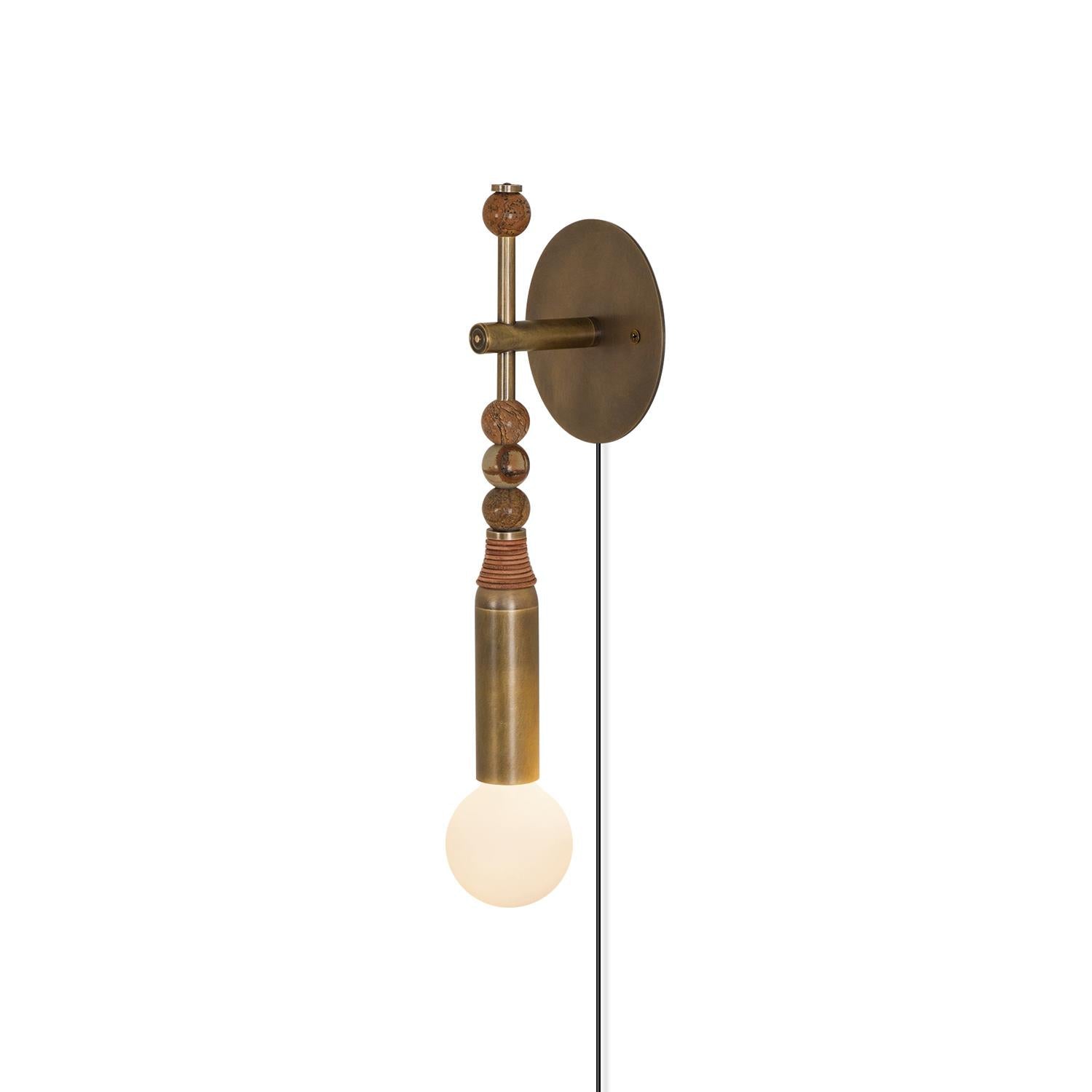 Toam Plug-in Wall Lamp - Blowlighting