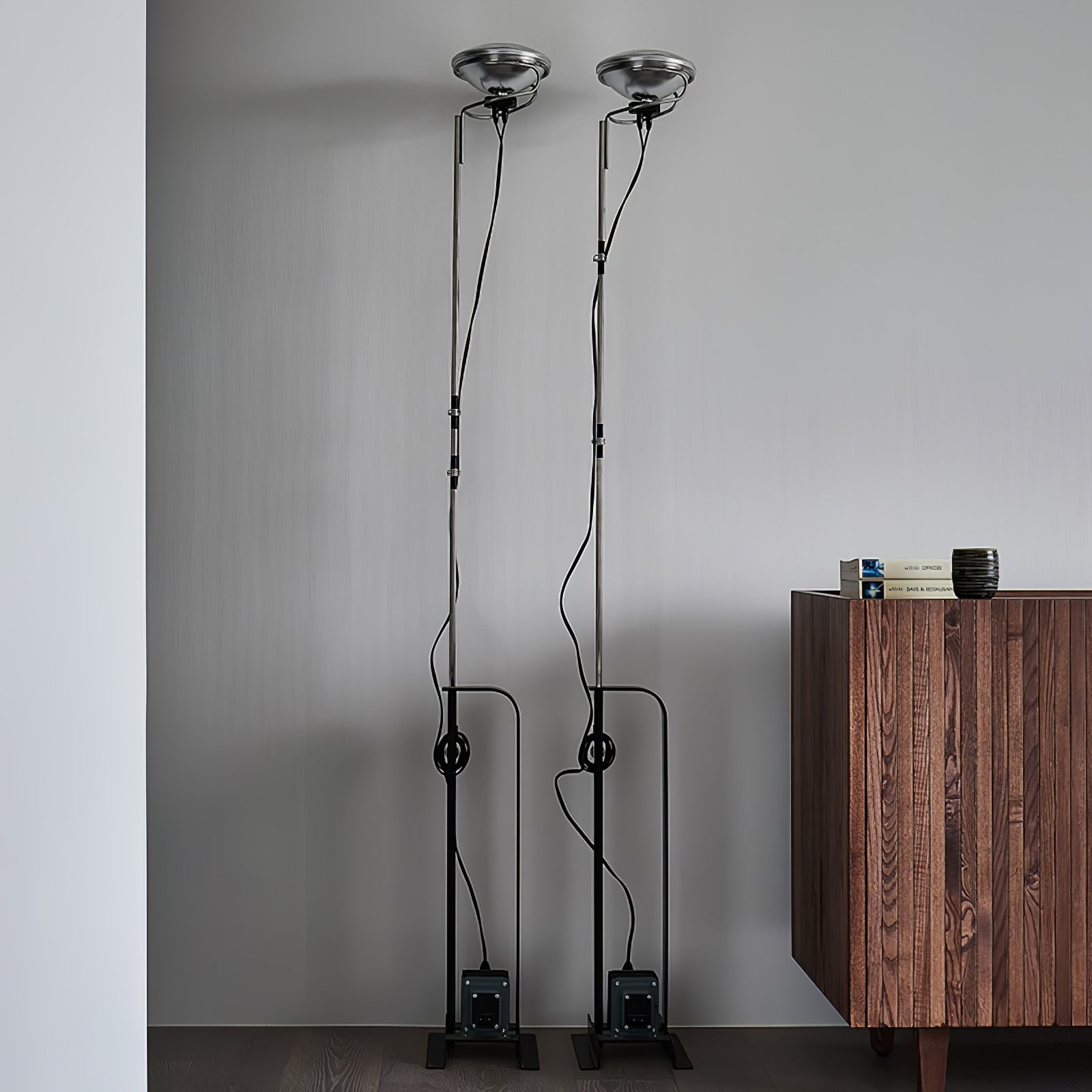 Toio Floor Lamp - Blowlighting