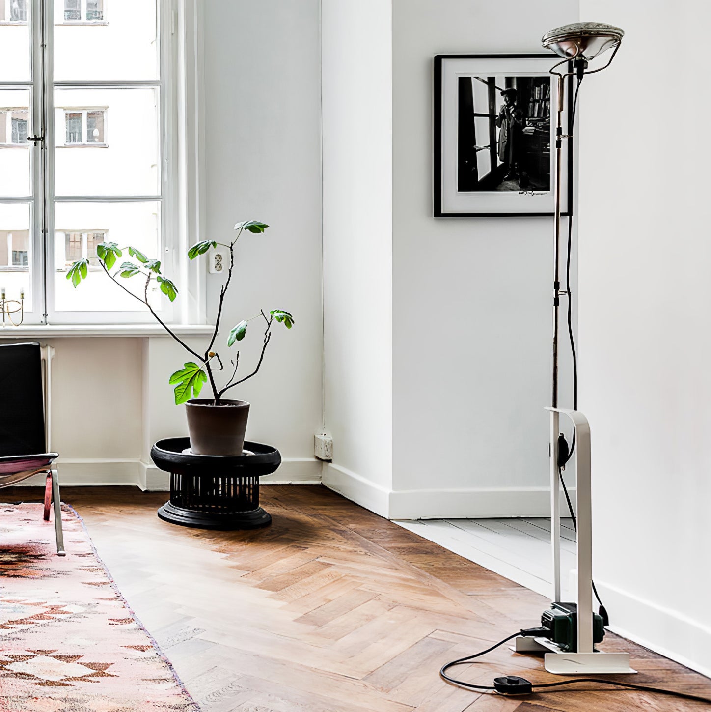 Toio Floor Lamp - Blowlighting