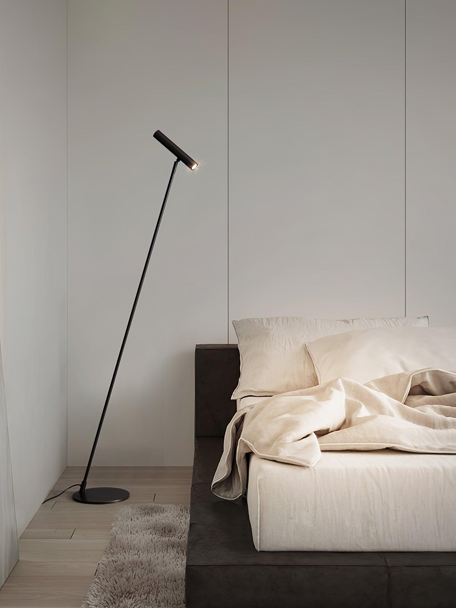 Tom LED Floor Lamp - Blowlighting