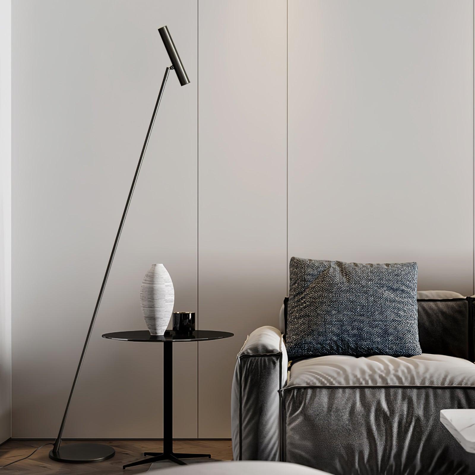 Tom LED Floor Lamp - Blowlighting
