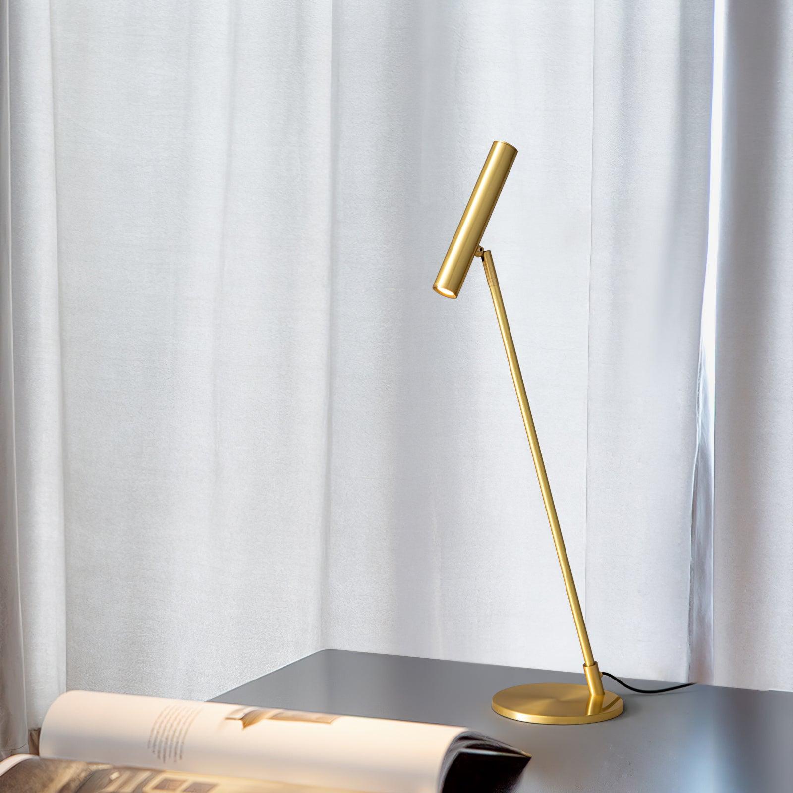 Tom LED Table Lamp - Blowlighting