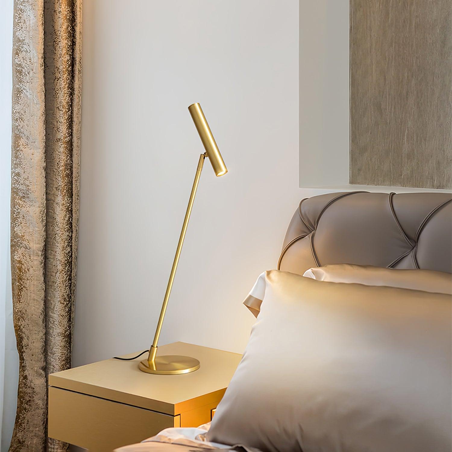 Tom LED Table Lamp - Blowlighting