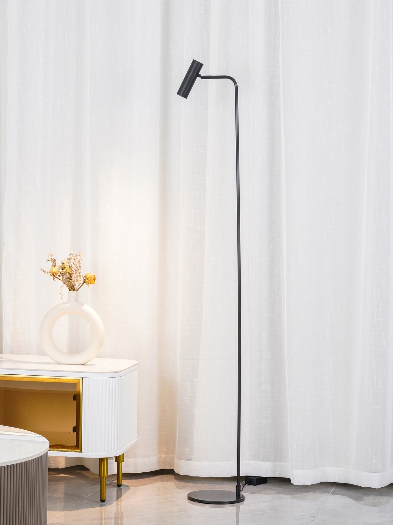 Torris Floor Lamp - Blowlighting