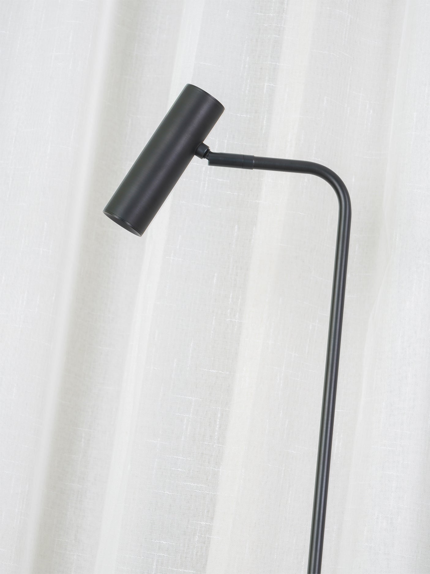 Torris Floor Lamp - Blowlighting
