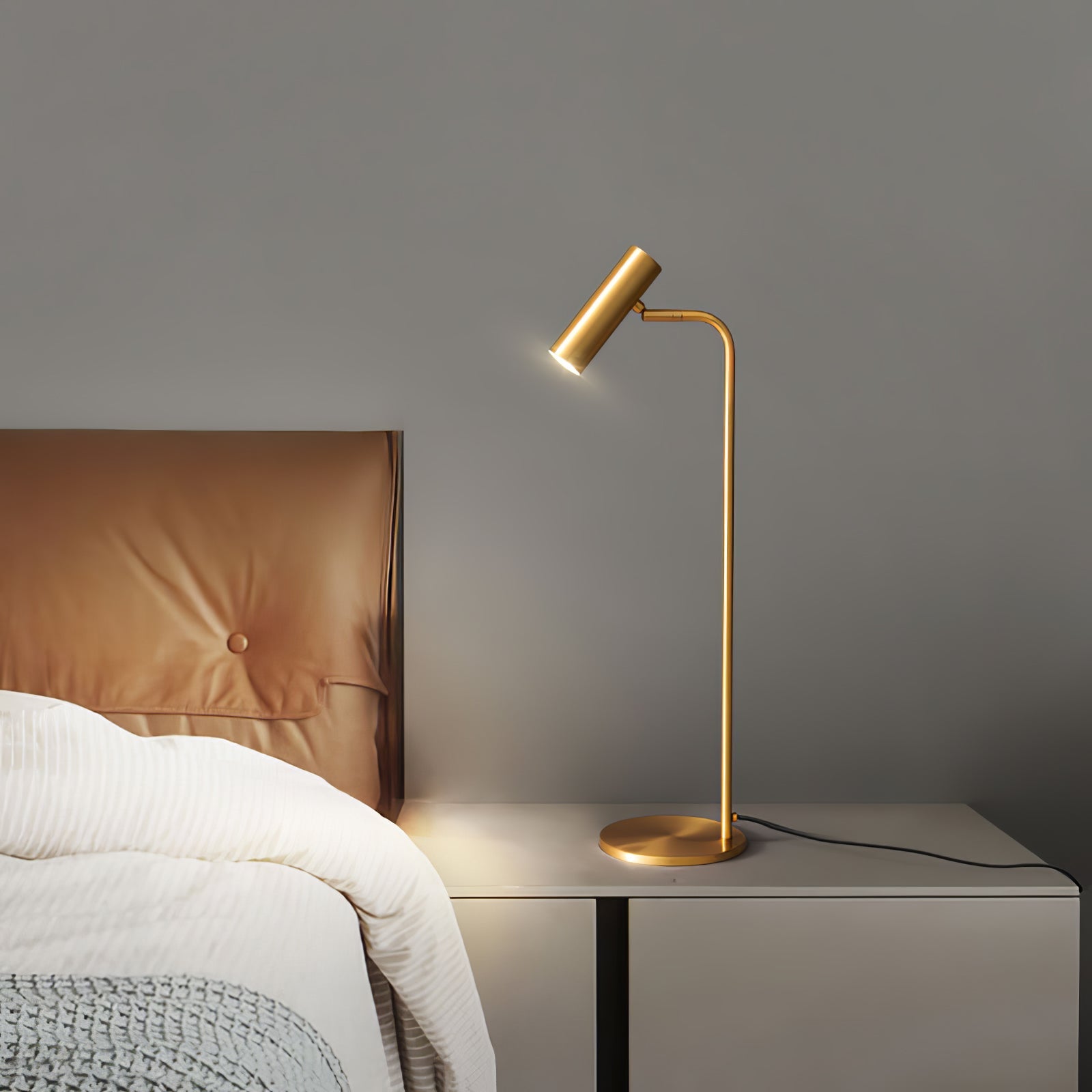 Torris Table Lamp - Blowlighting