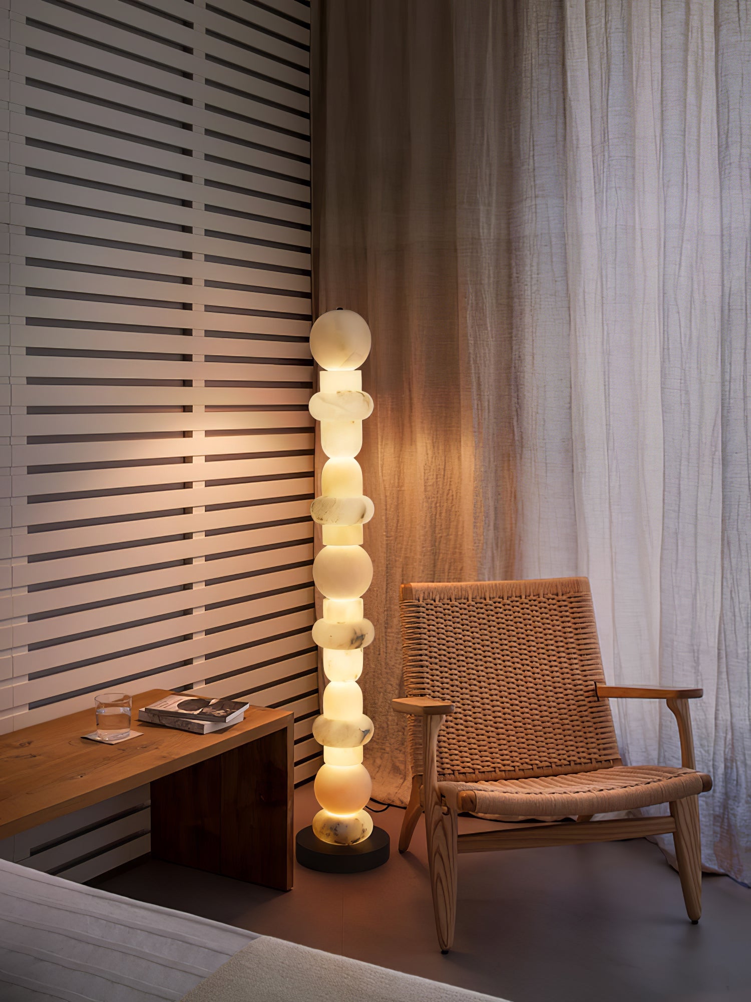 Cirinion Alabaster Floor Lamp - Blowlighting
